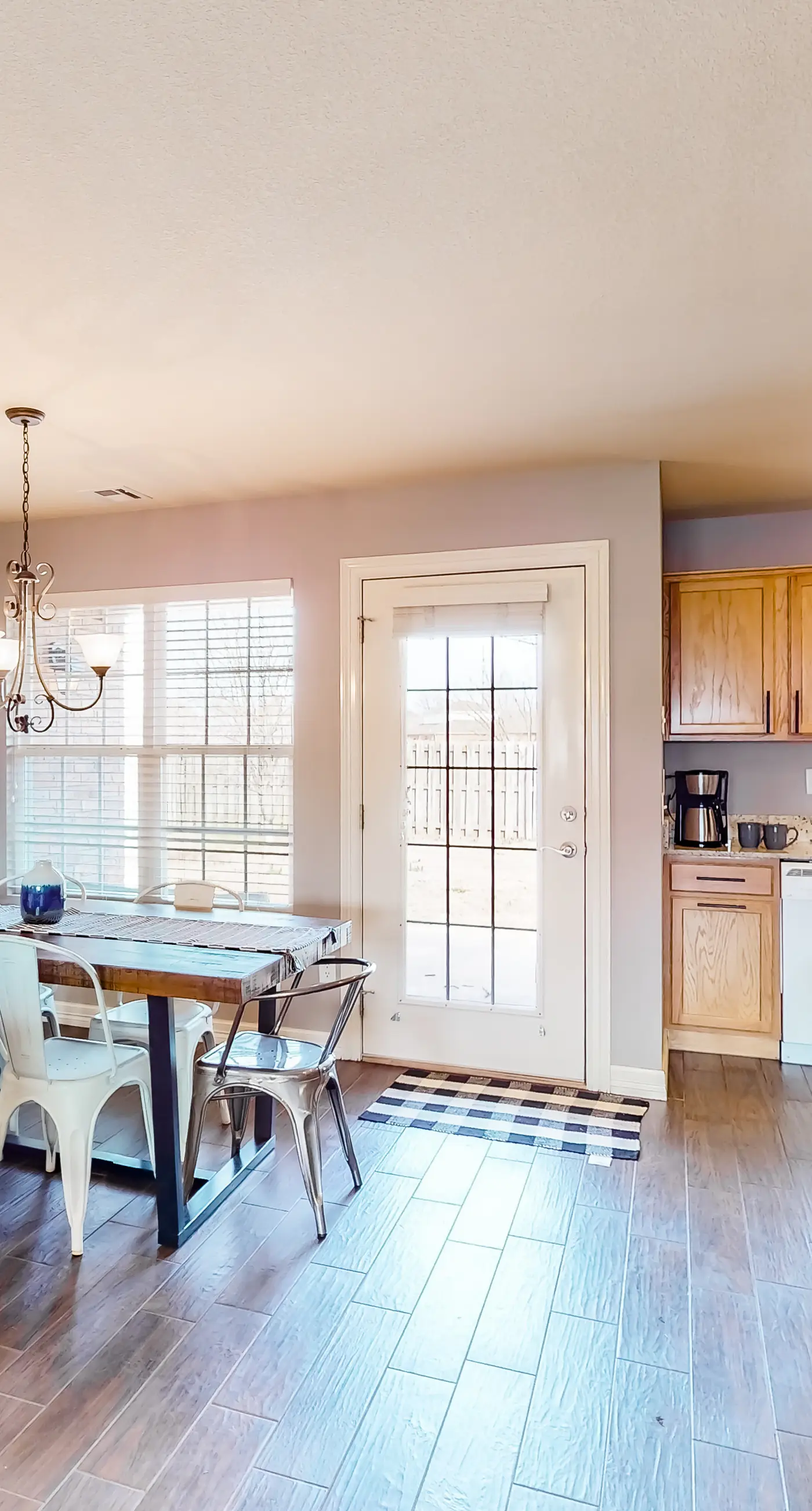 The Brick Beauty on Cabriolet