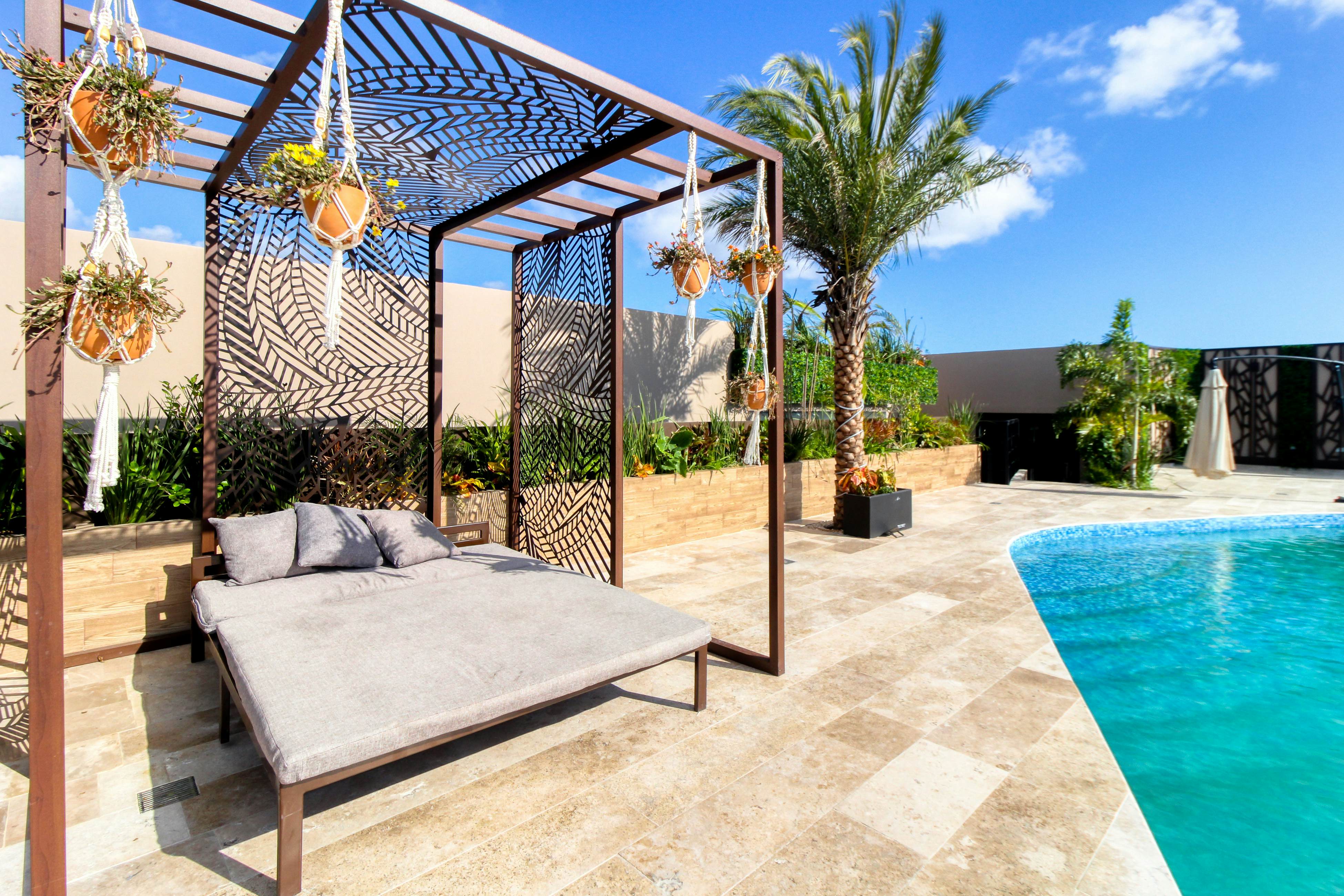 Menesse Tulum B104 at Av Coba