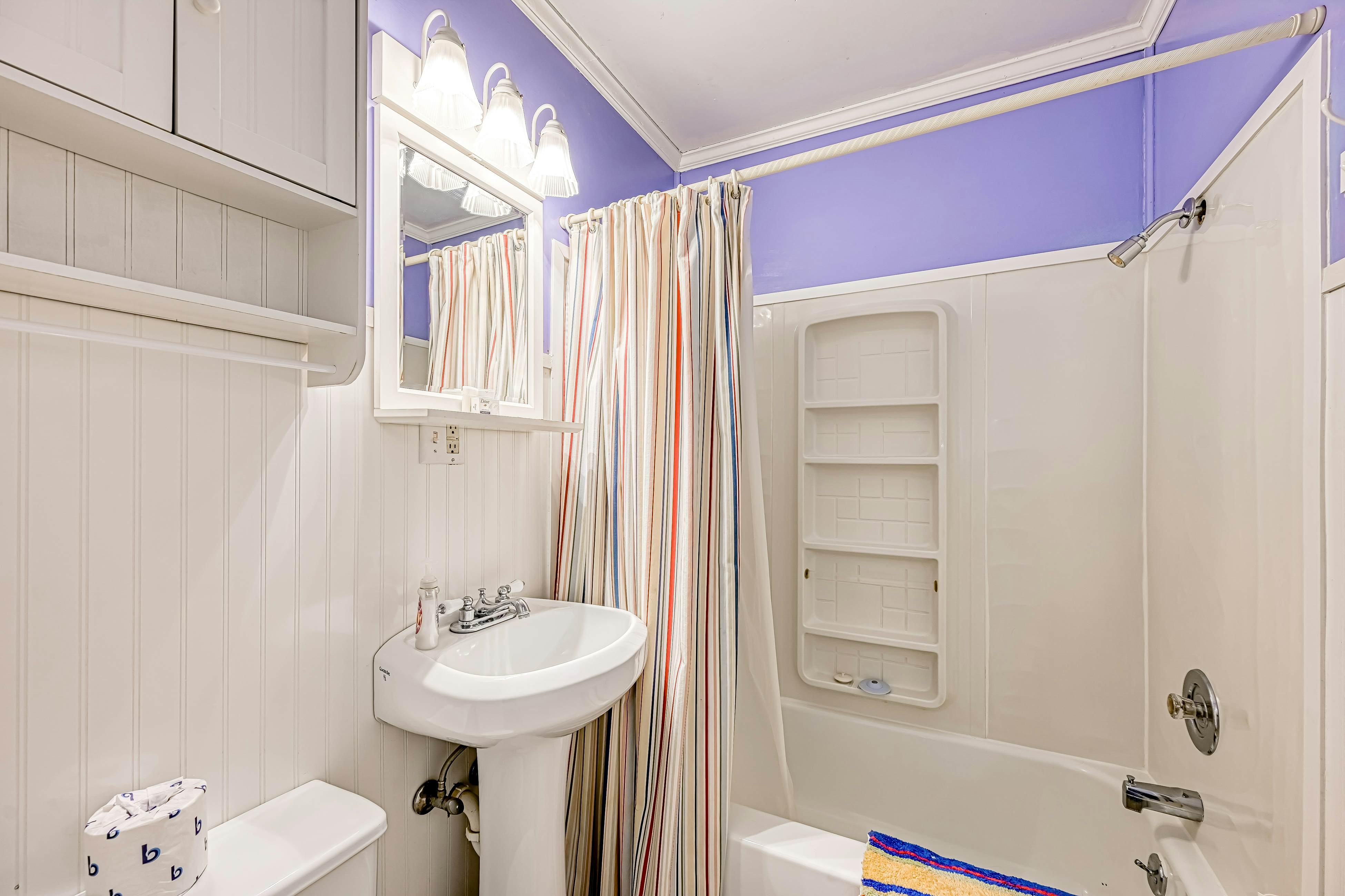 Cottage at the Lake 4 BD VA Vacation Rental Vacasa