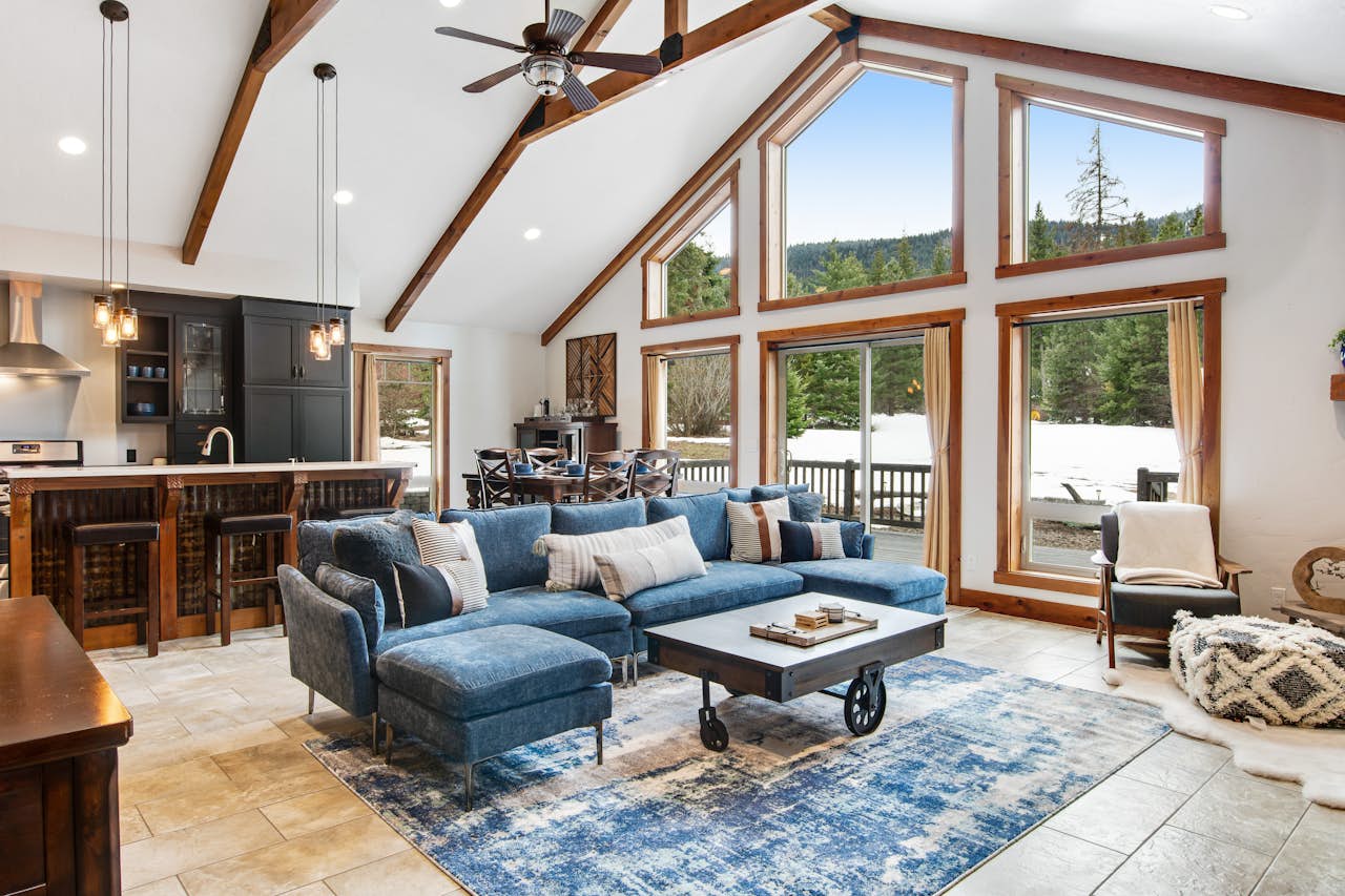 Anim Cabin 2 BD Cle Elum, WA Vacation Rental Vacasa