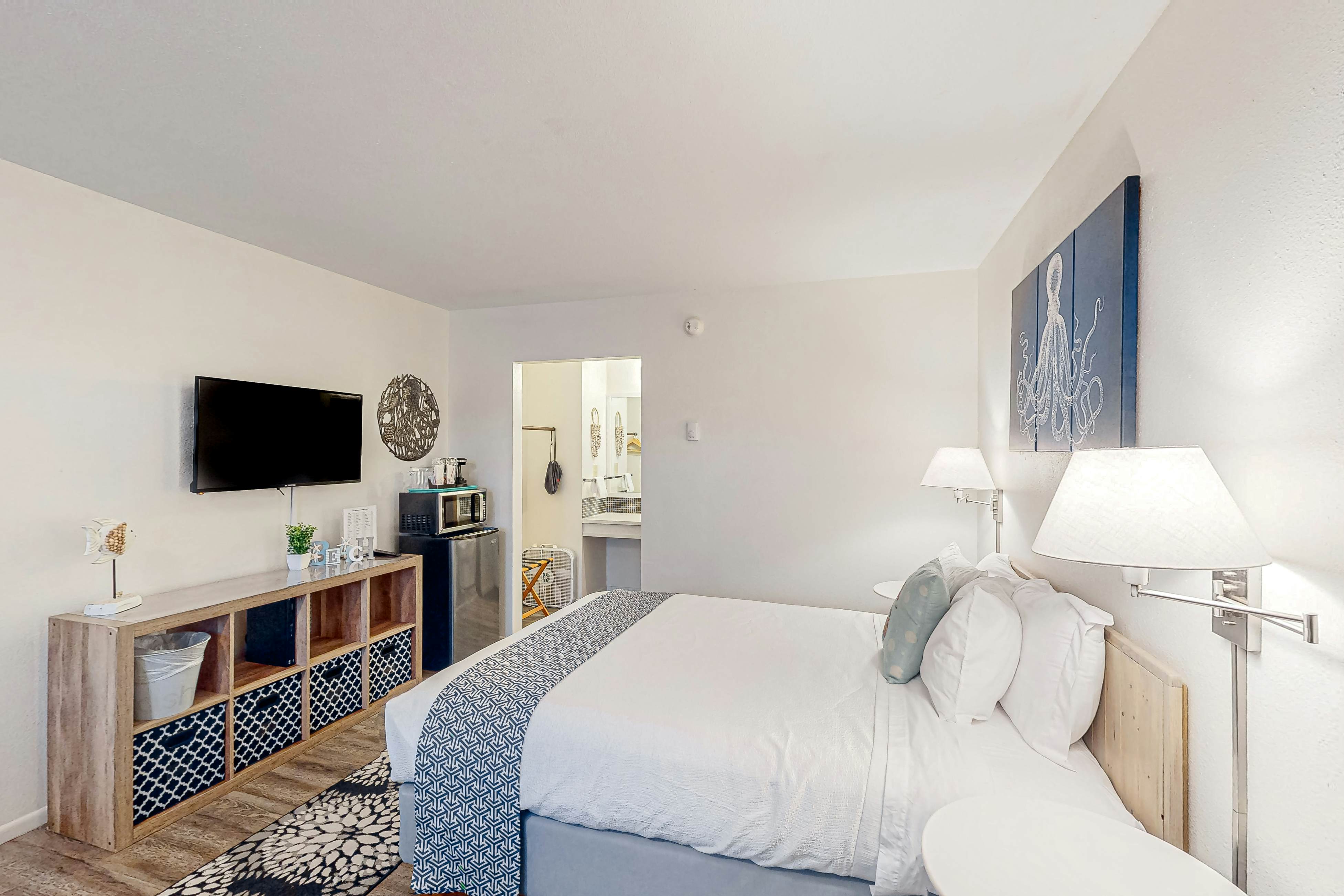 Lamplighter Inn - 108 Octopus Escape