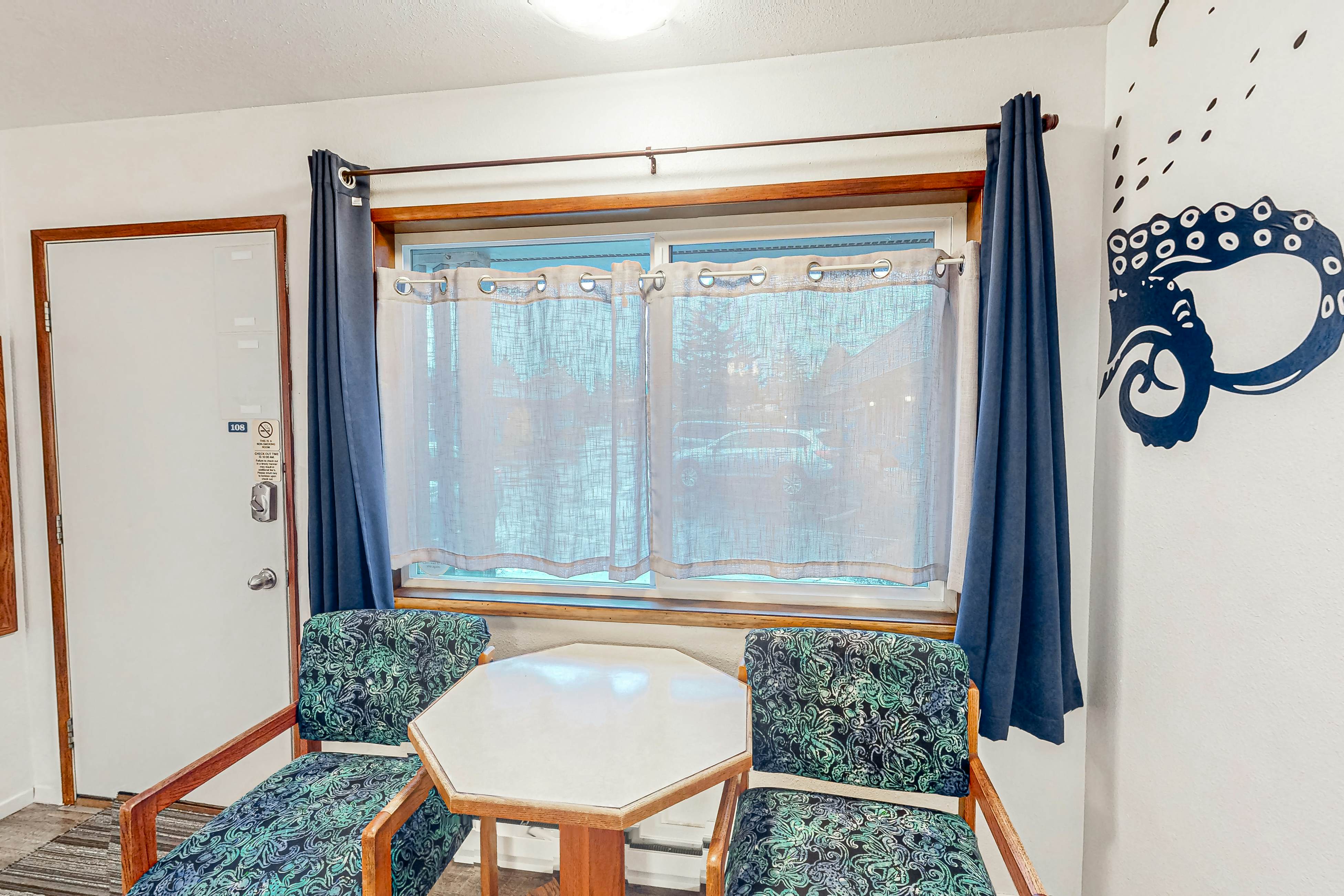 Lamplighter Inn - 108 Octopus Escape