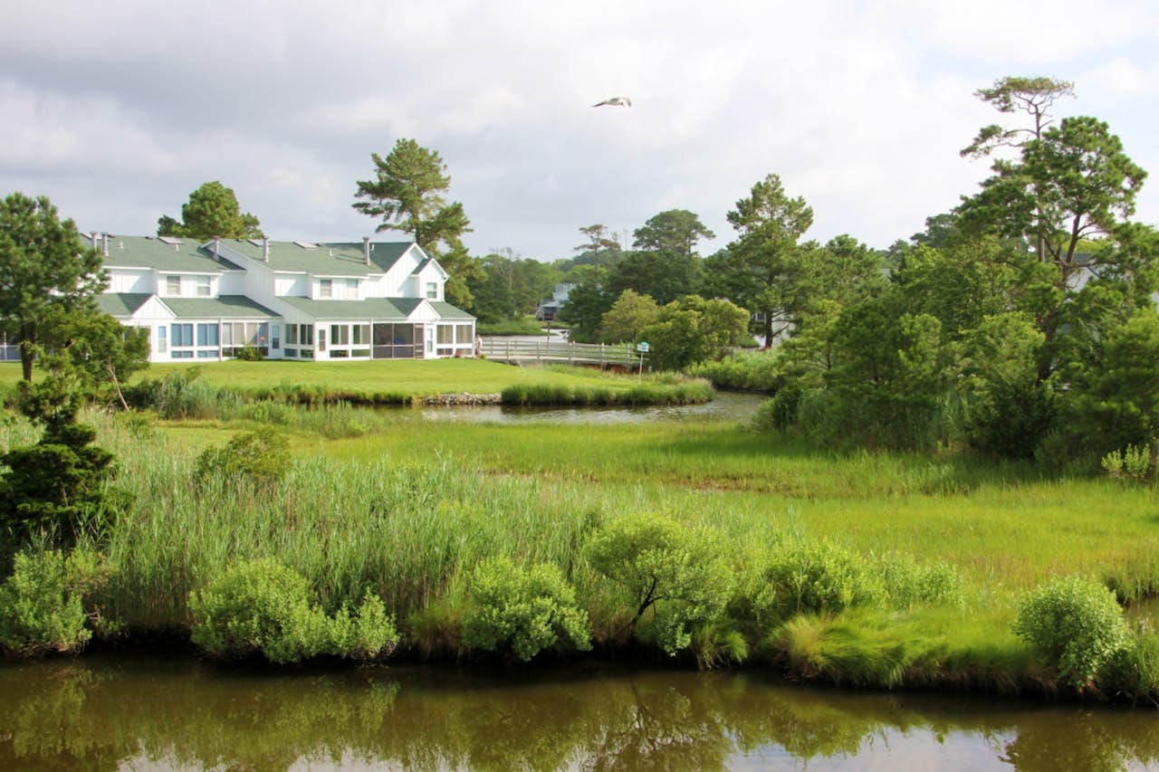 Mallard Lakes 38256 Hummingbird Ln. 218 2 BD Selbyville, DE Vacation Rental Vacasa