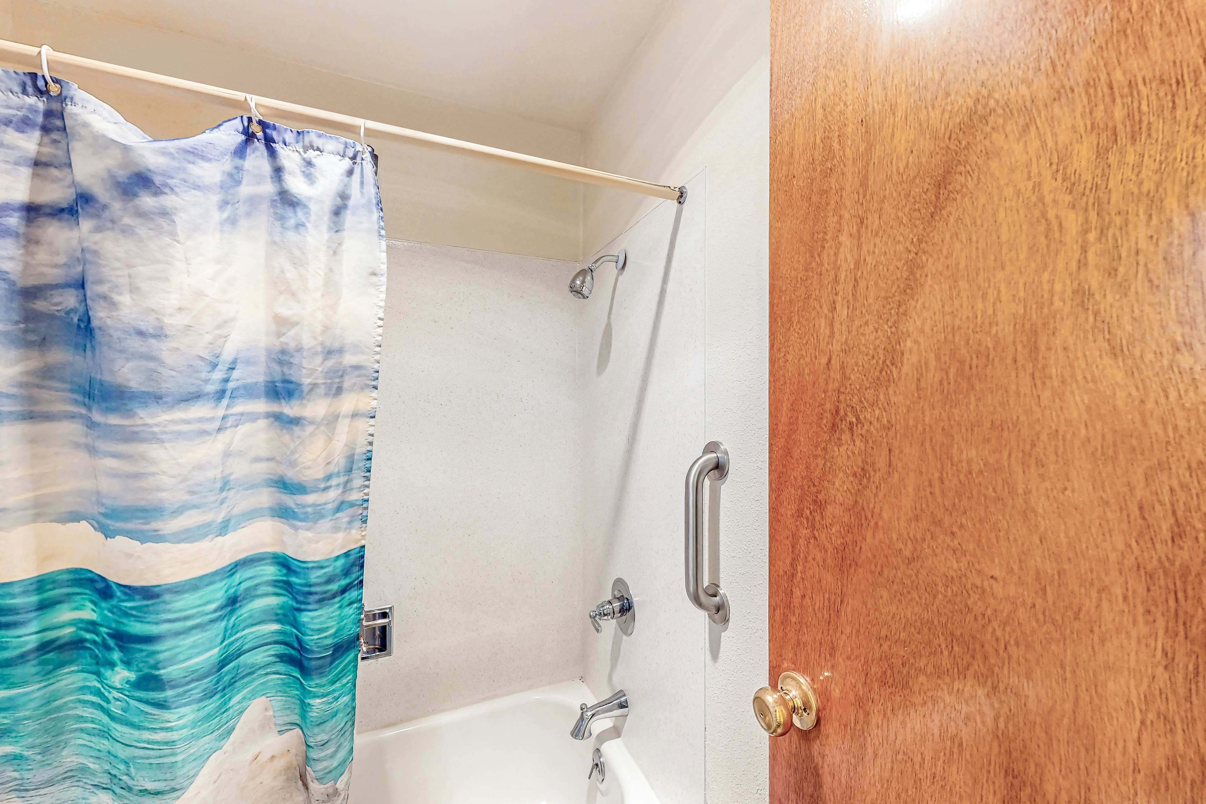 Lamplighter Inn - 106 Starfish Beach