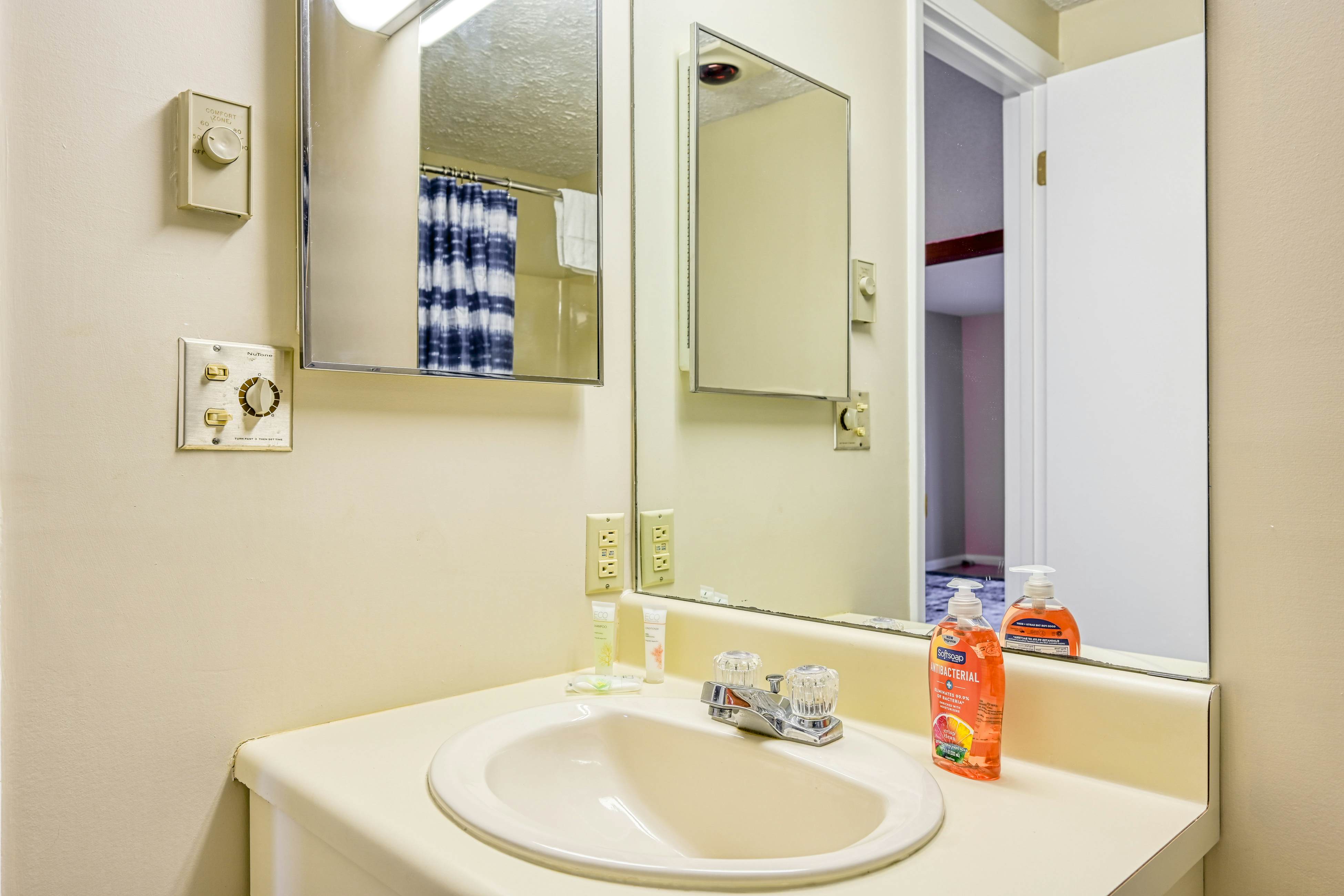 Lakeside & Slopeside