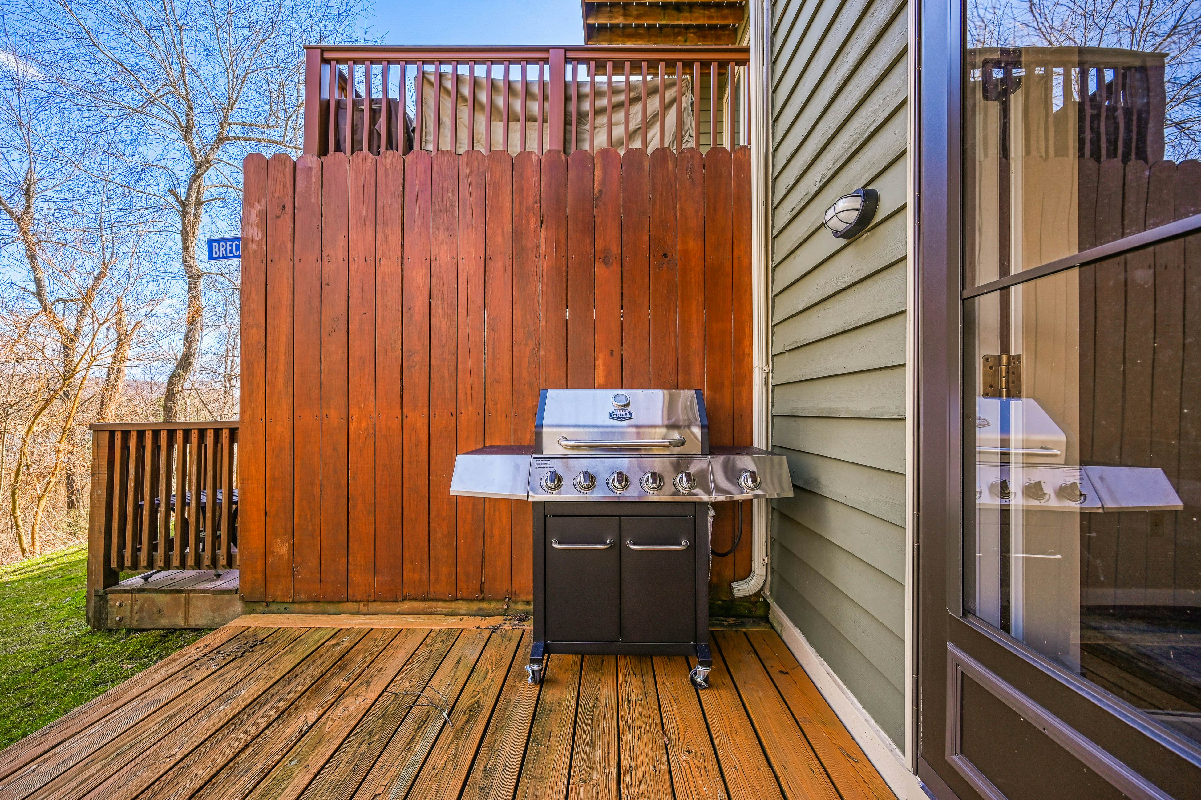 Lakeside & Slopeside