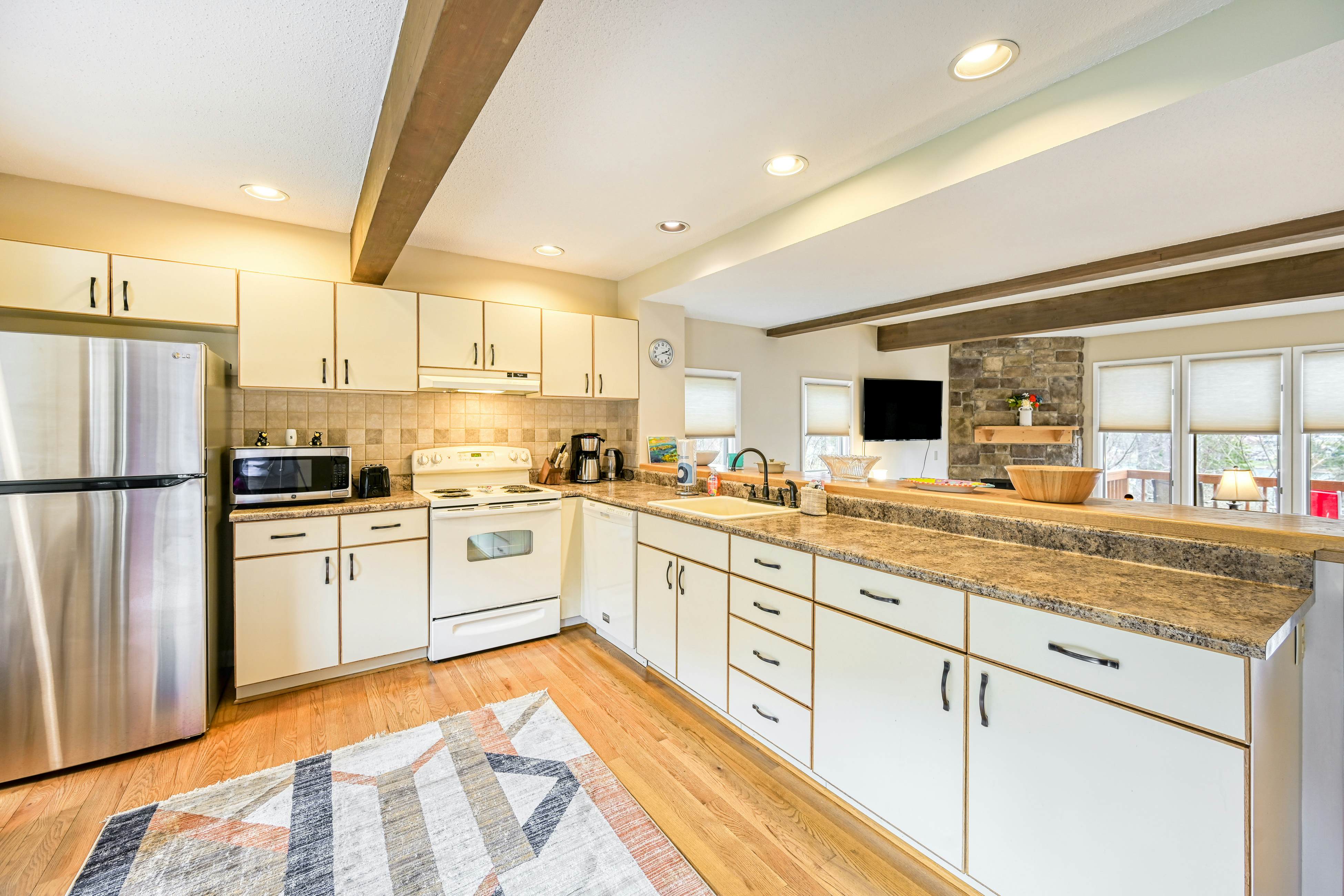 Lakeside & Slopeside