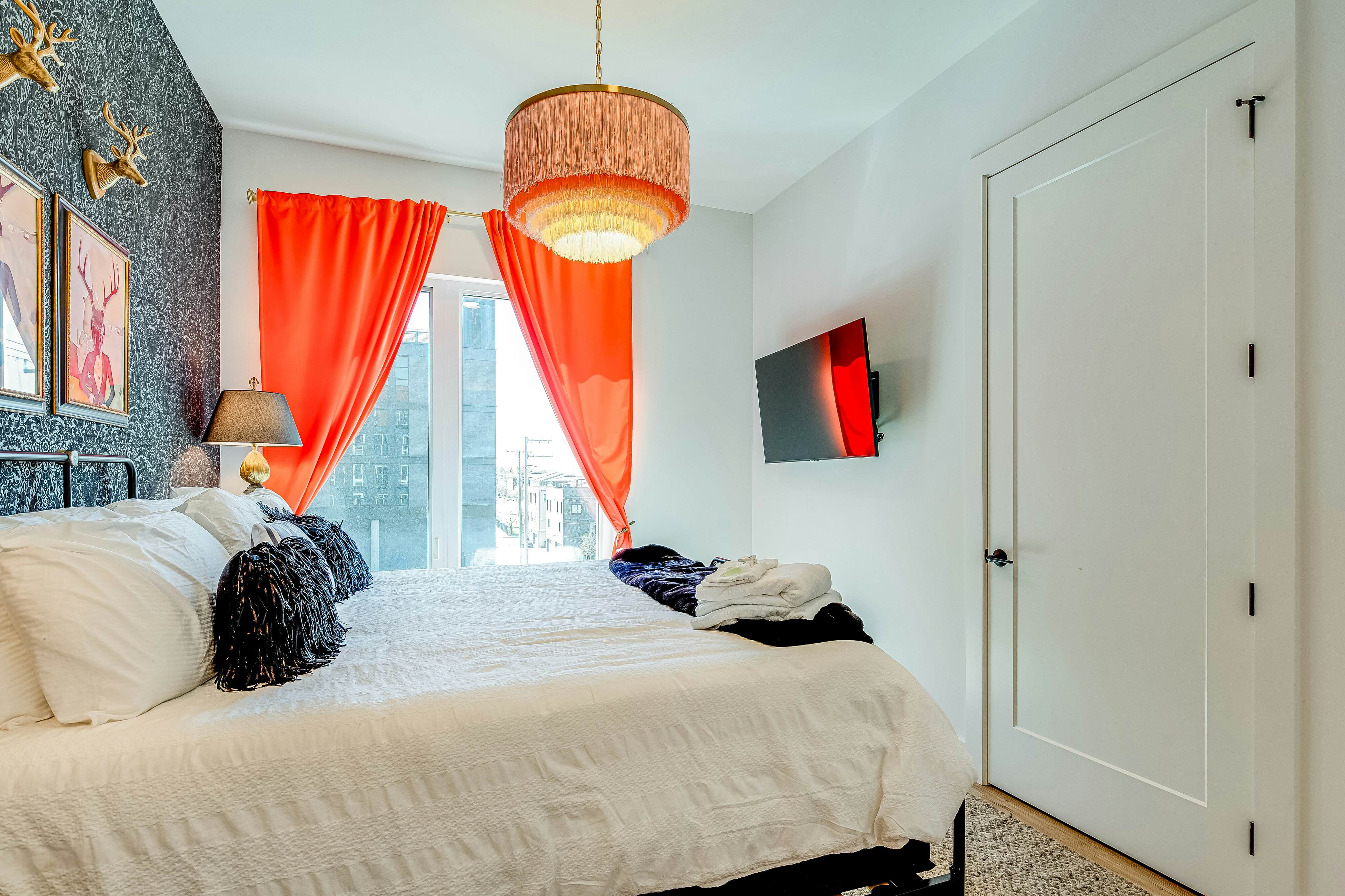 Tiger Lily at Jolene 2 BD Nashville, TN Vacation Rental Vacasa