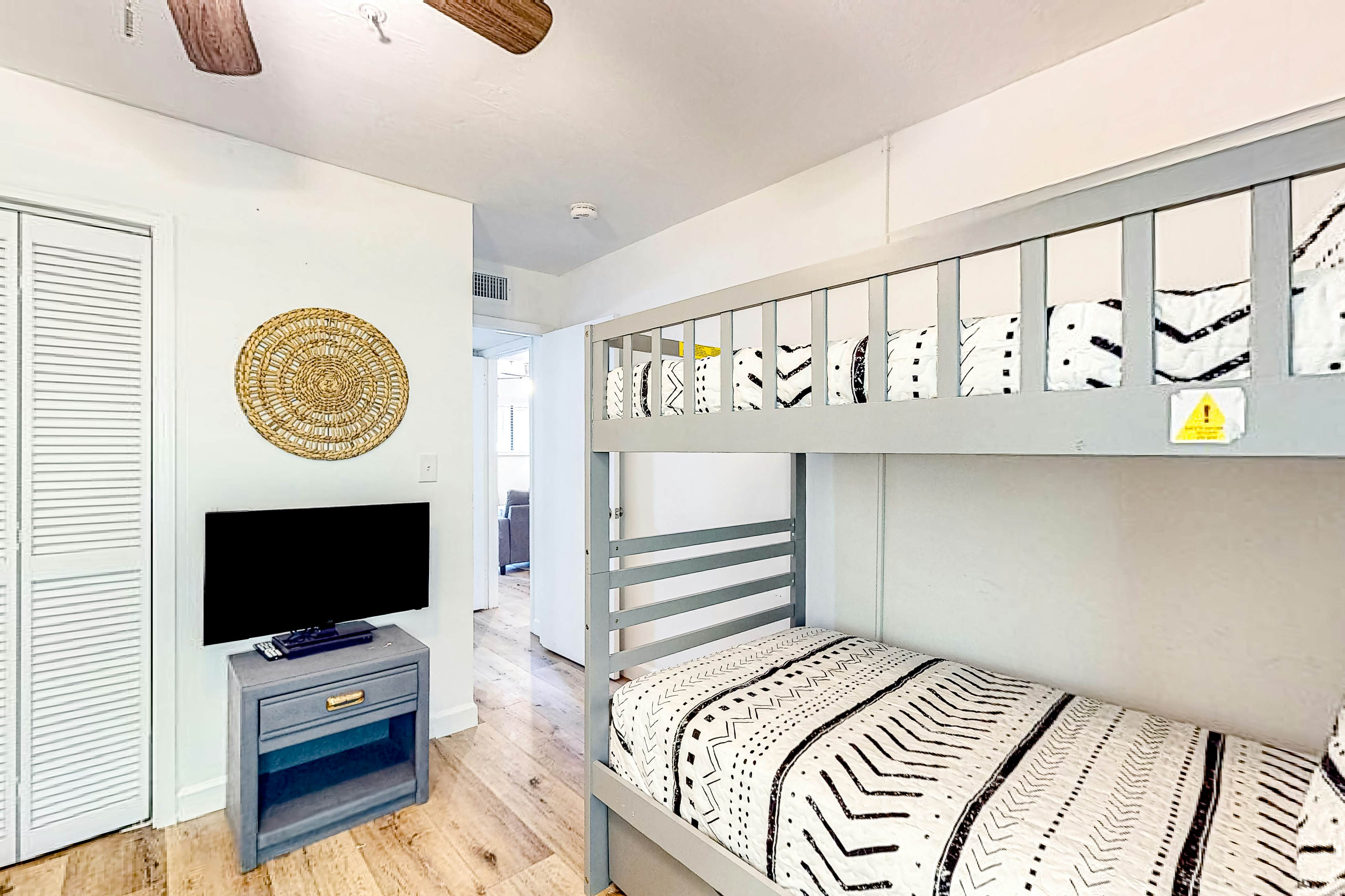 Spa On Port Royal Sound 3322