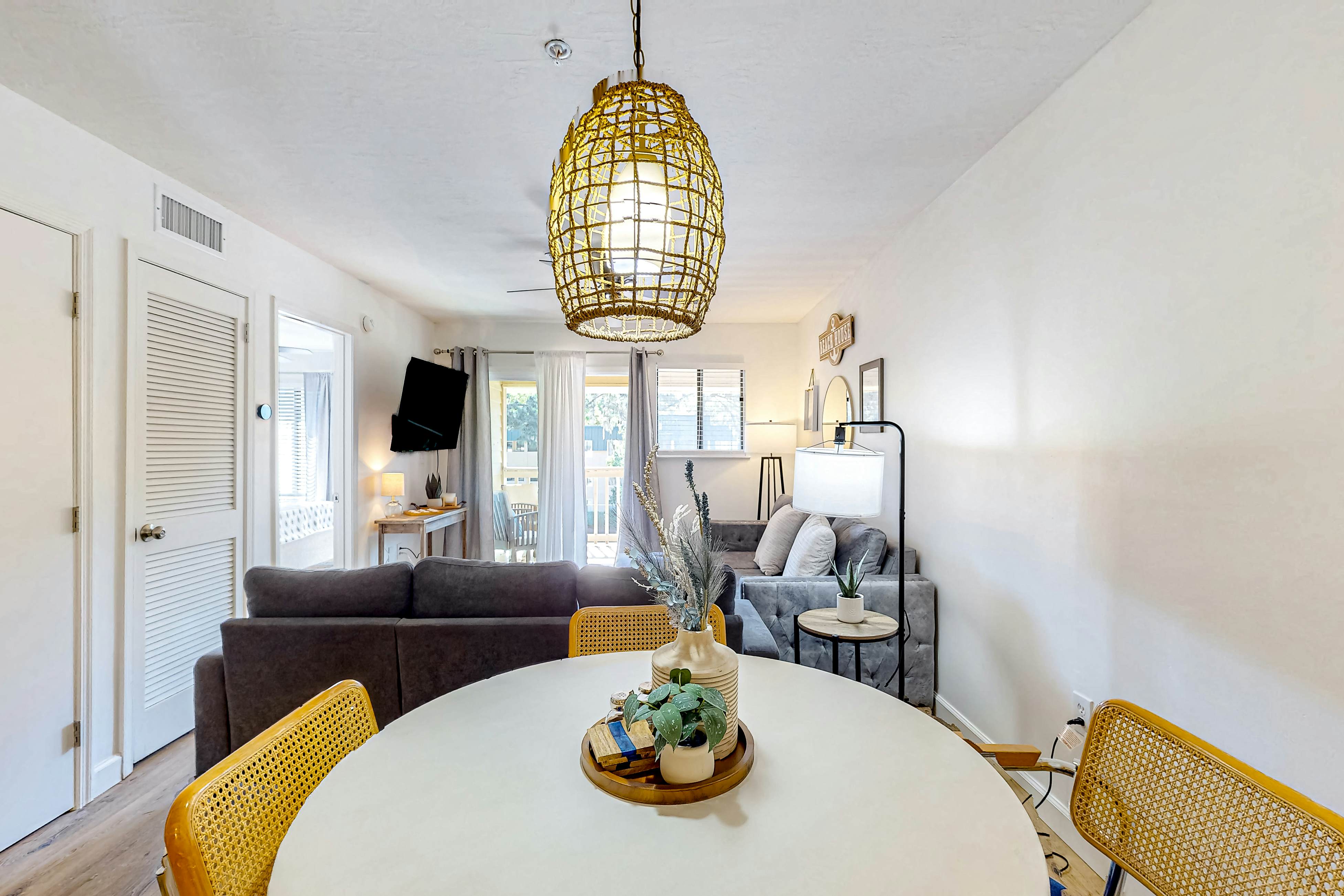 Spa On Port Royal Sound 3322