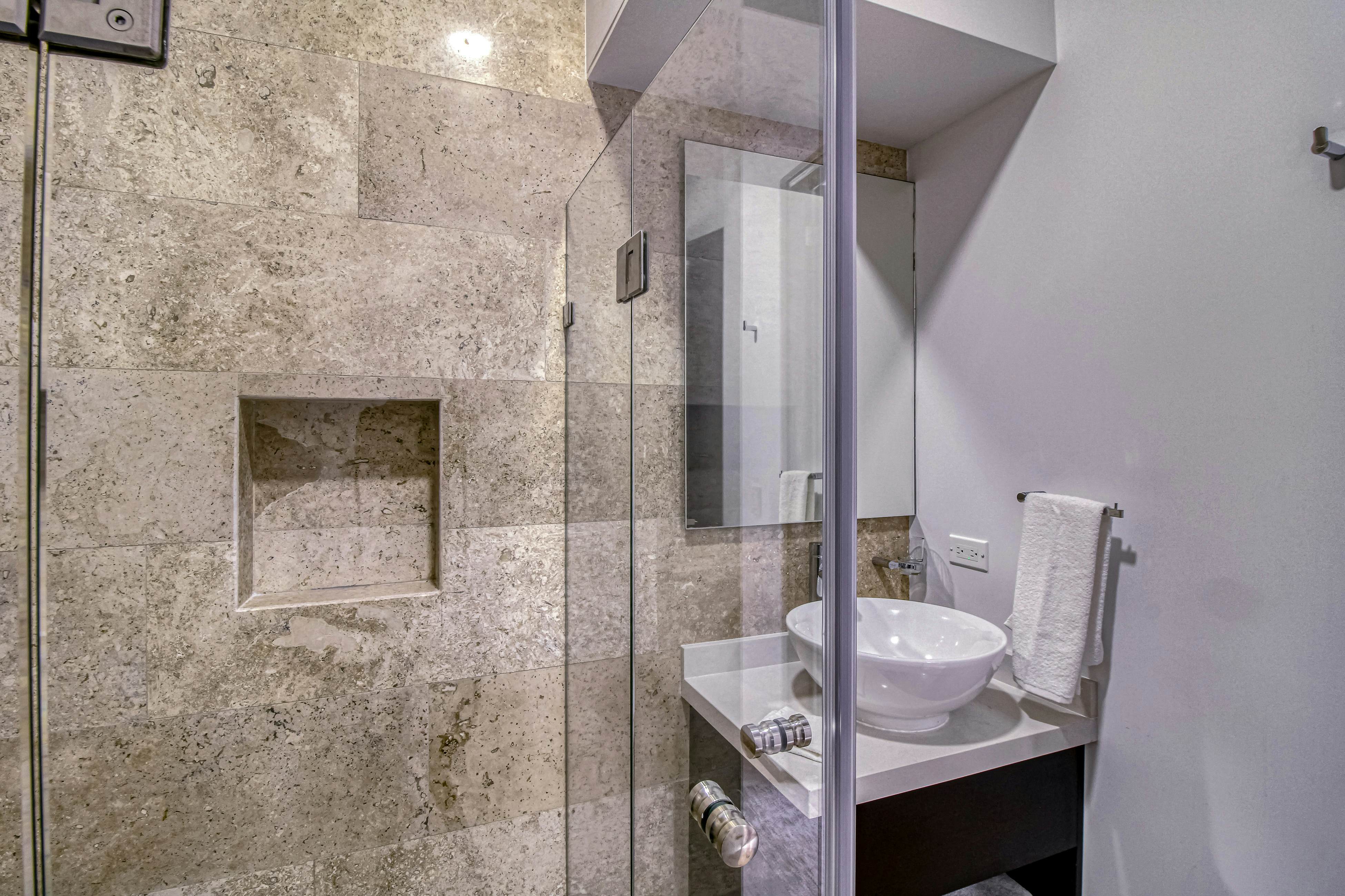 Menesse Tulum B104 at Av Coba