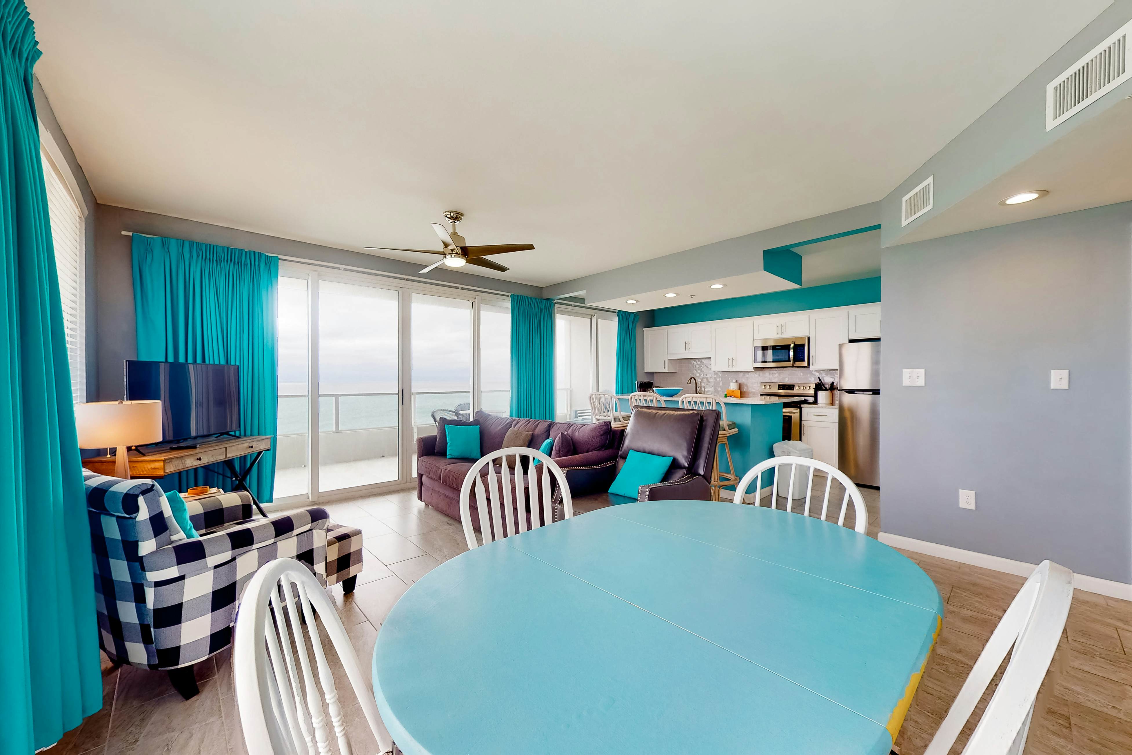 Silver Beach 801 3 Bd Orange Beach Al Vacation Rental Vacasa 7547