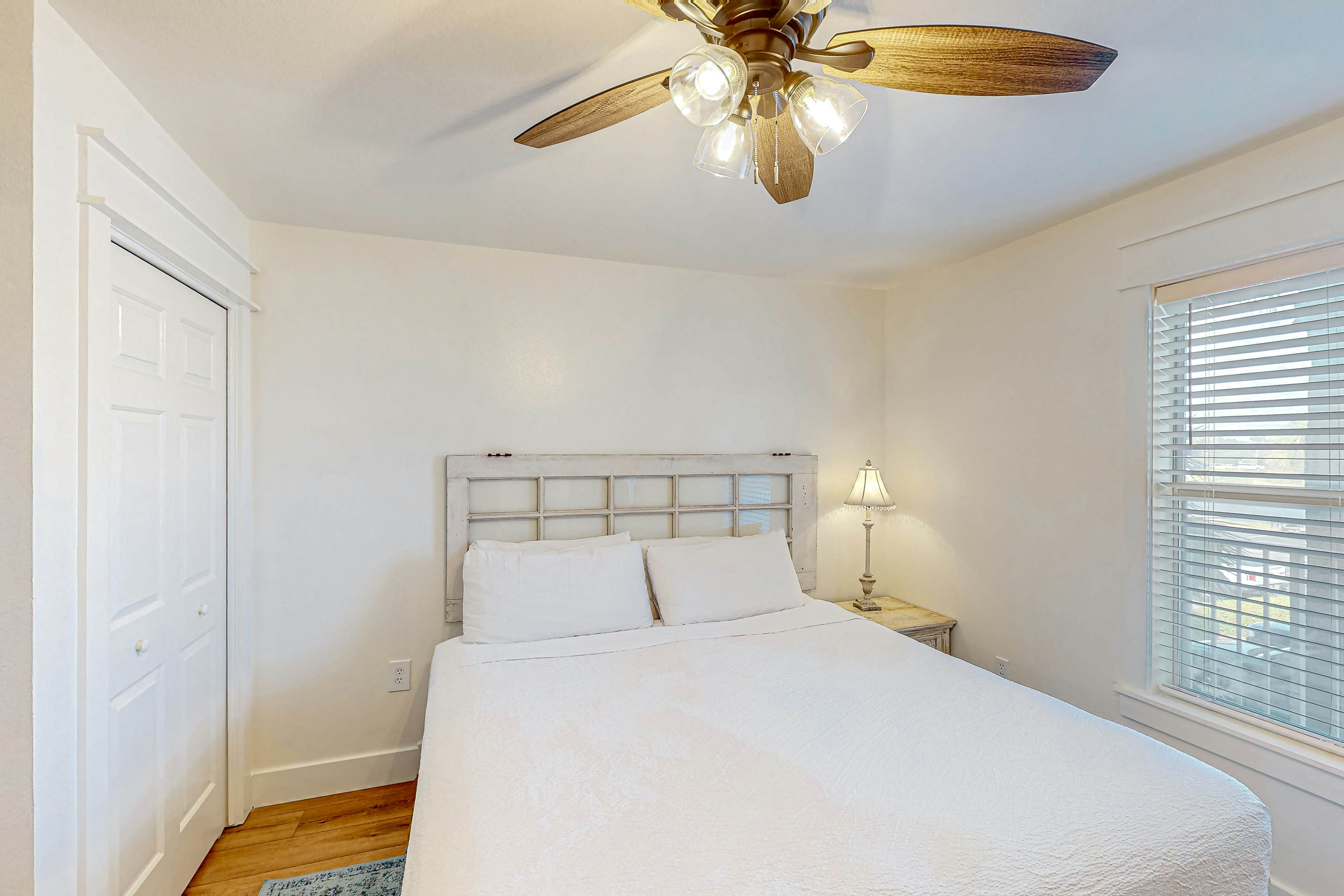 Grand Caribbean East & West, E212