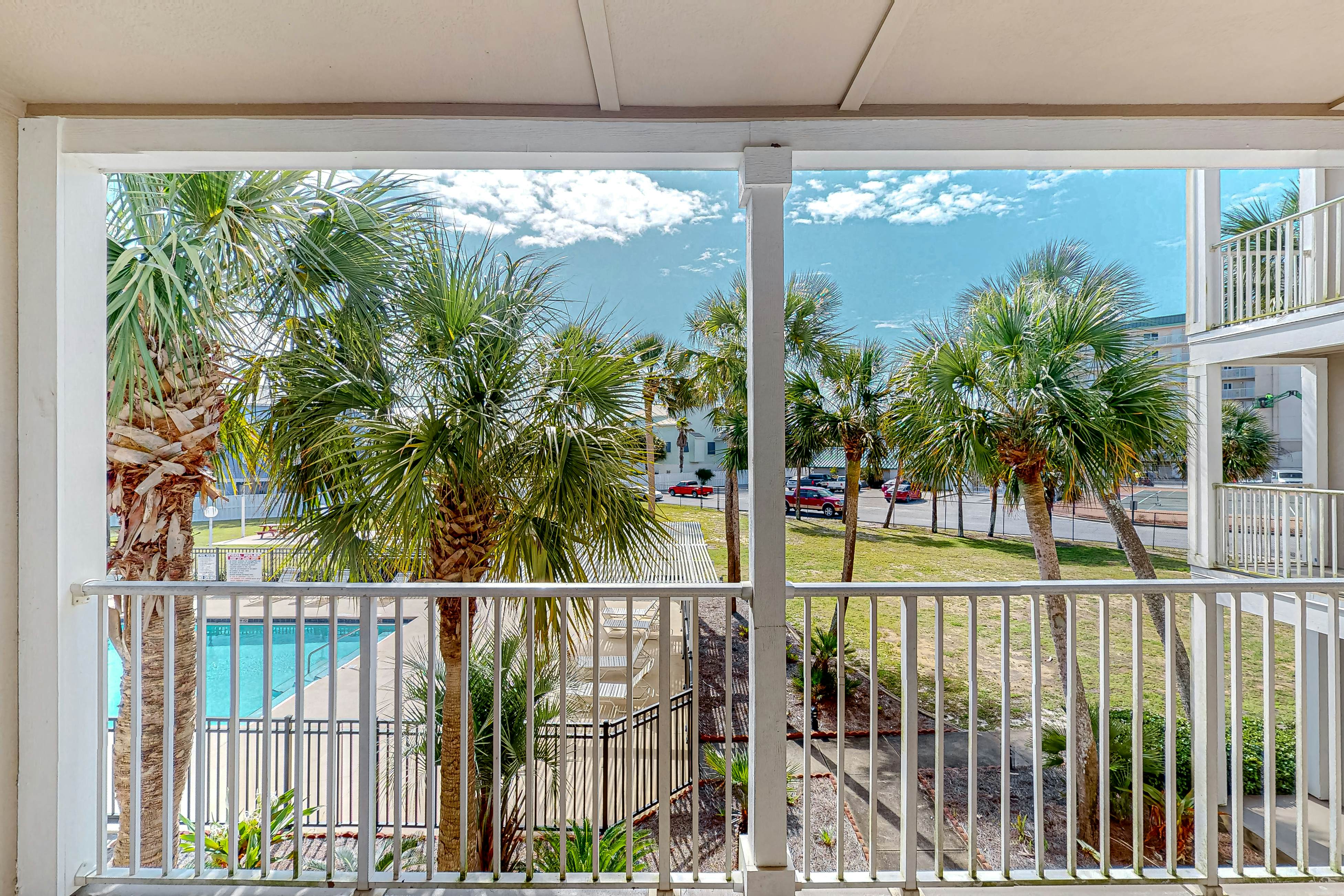 Grand Caribbean East & West, E212