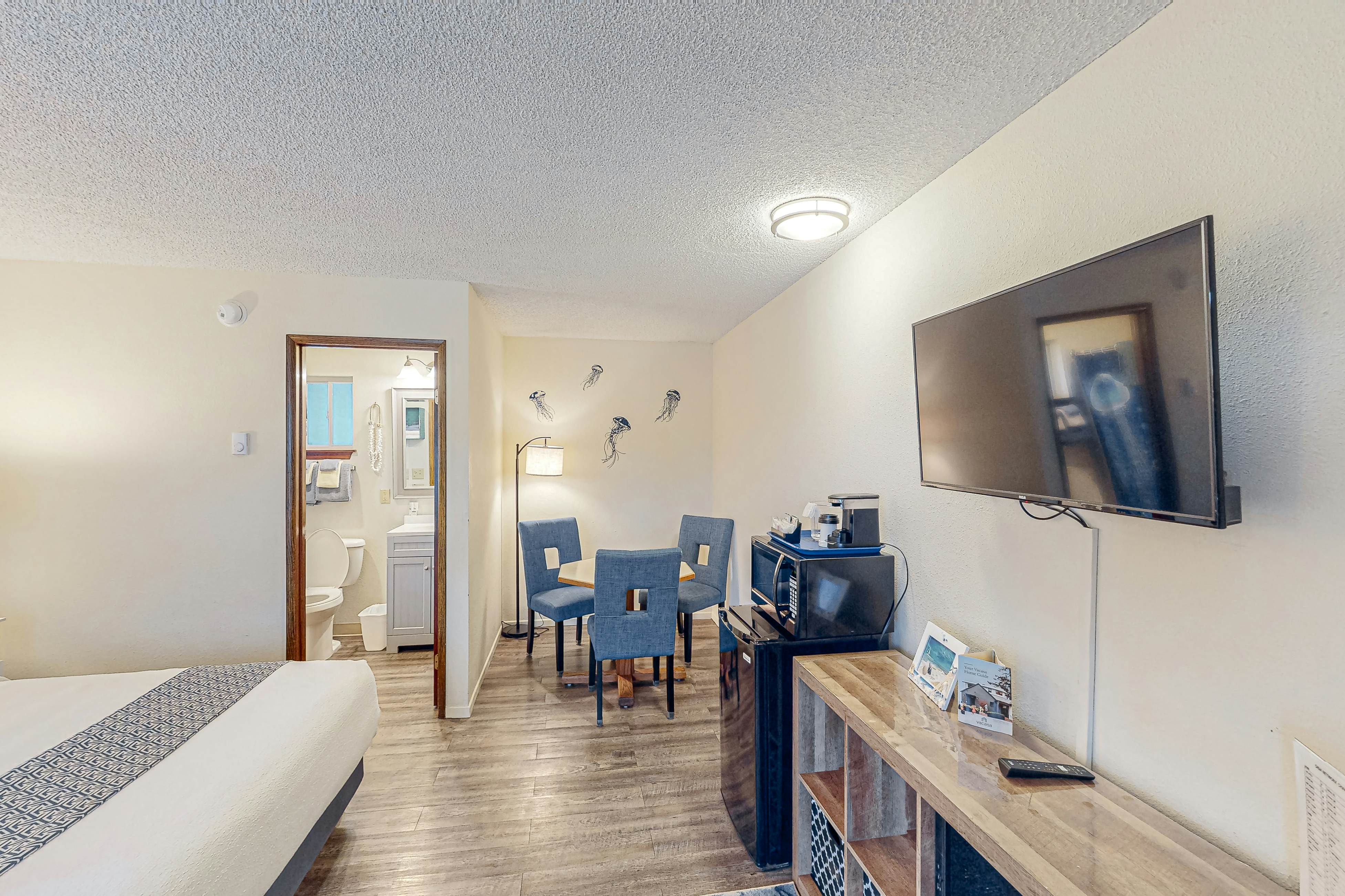 Lamplighter Inn - 105 Jellyfish Reef