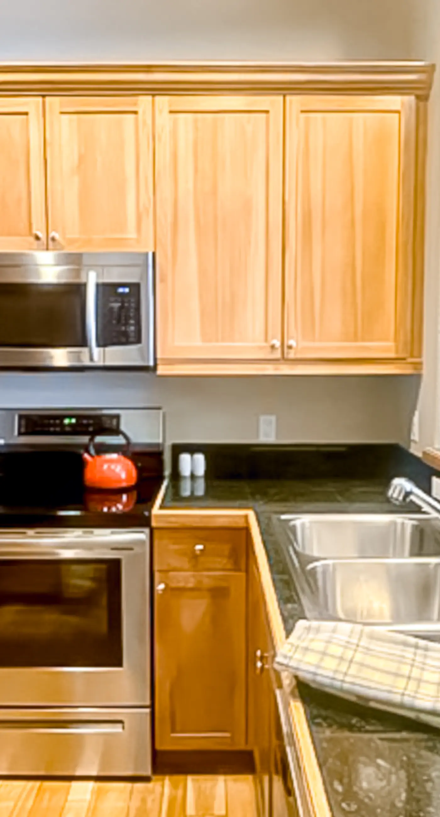 Avon Brookside Escape