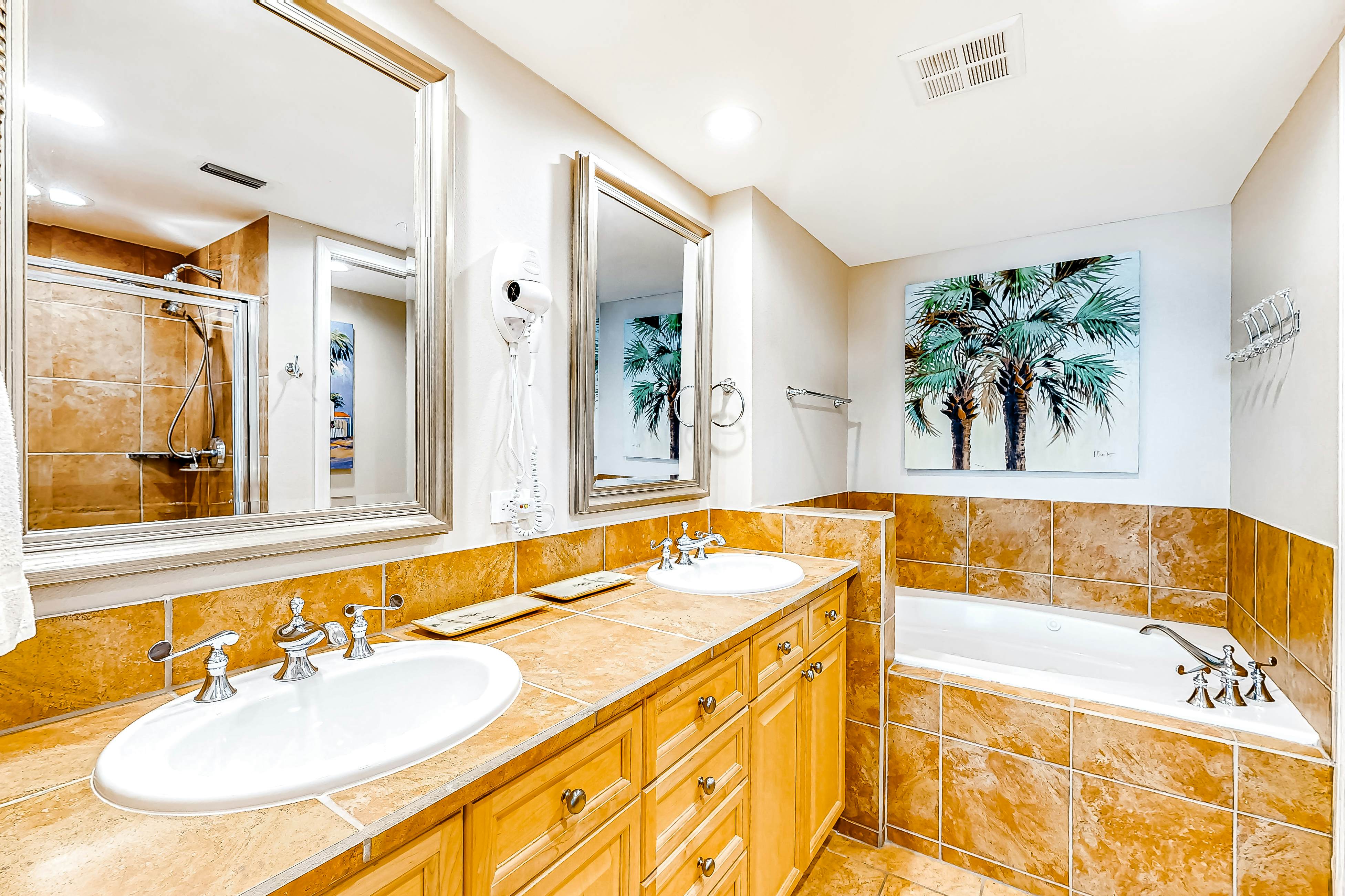 Portofino Island Resort & Spa Tower 4-2009