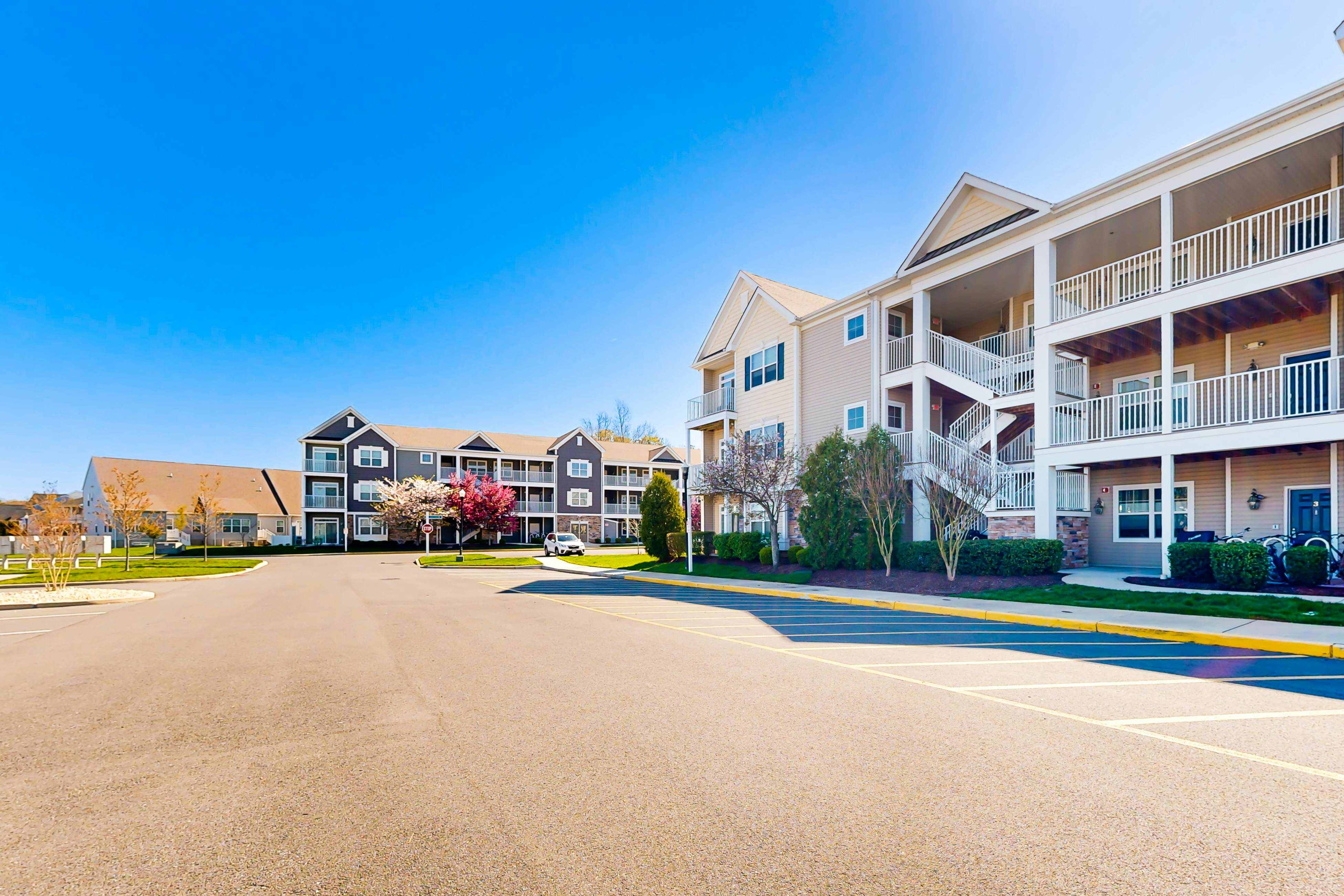 Grande at Canal Pointe 20005 Newry Dr, Unit 12 3 BD Rehoboth Beach, DE Vacation Rental Vacasa