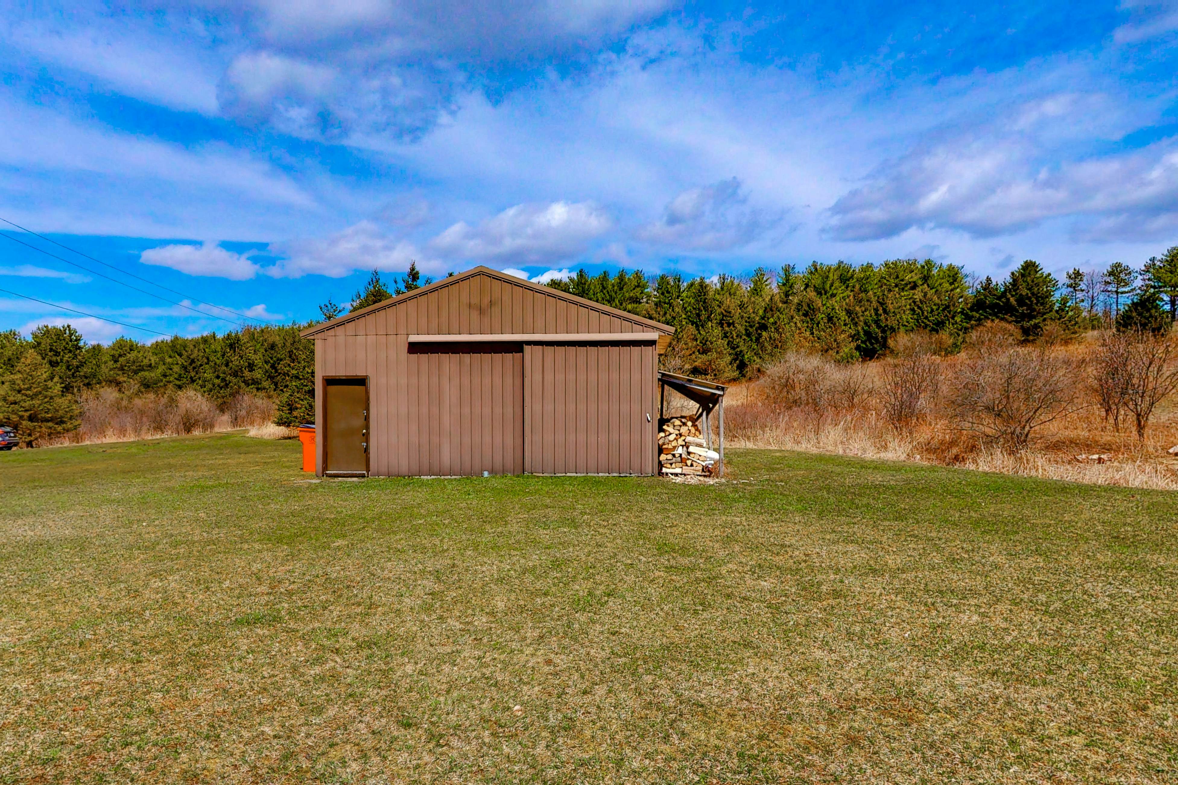 McKenzie Highlands 2 BD Watkins Glen, NY Vacation Rental Vacasa