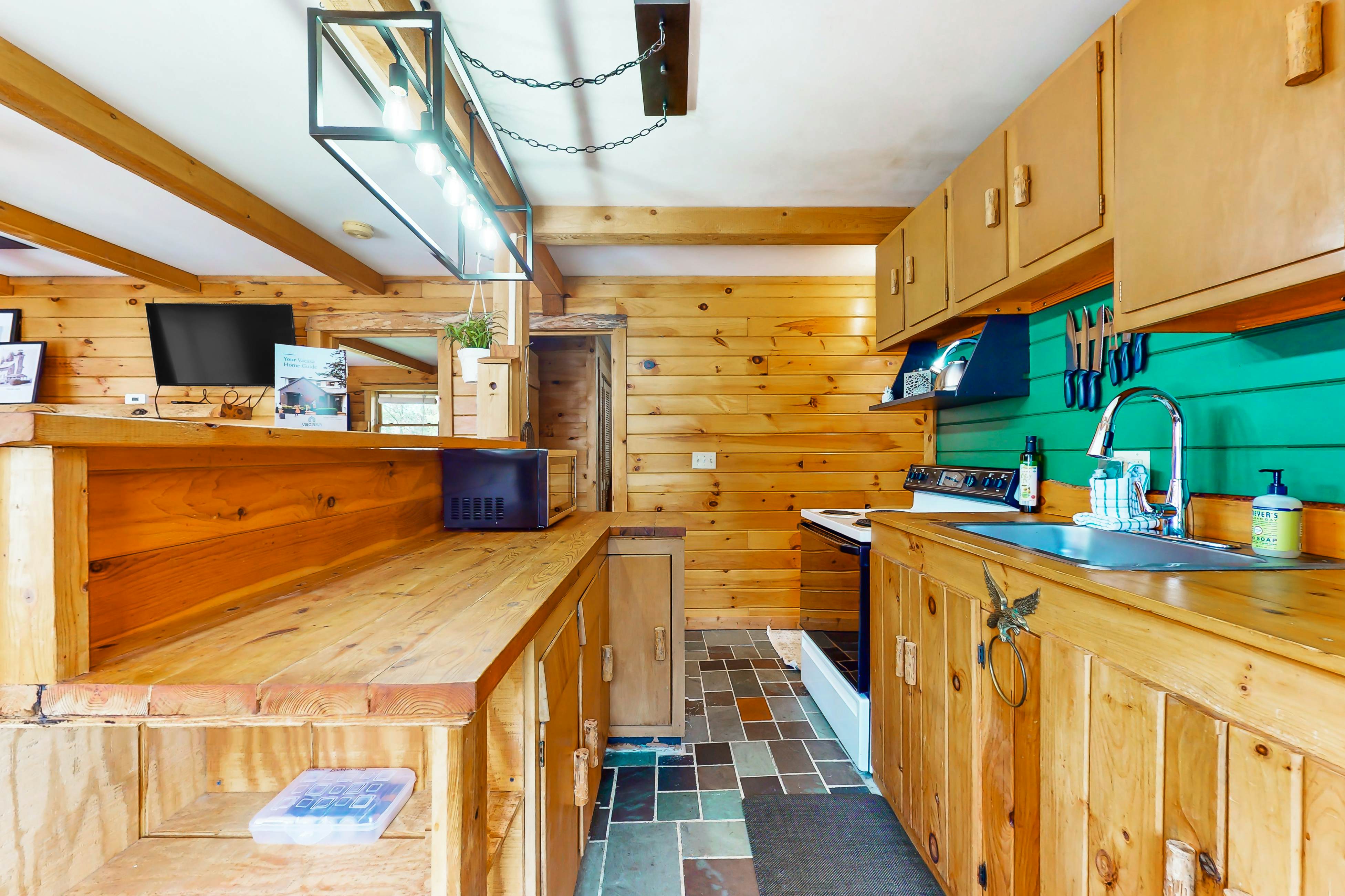 McKenzie Highlands 2 BD Watkins Glen, NY Vacation Rental Vacasa