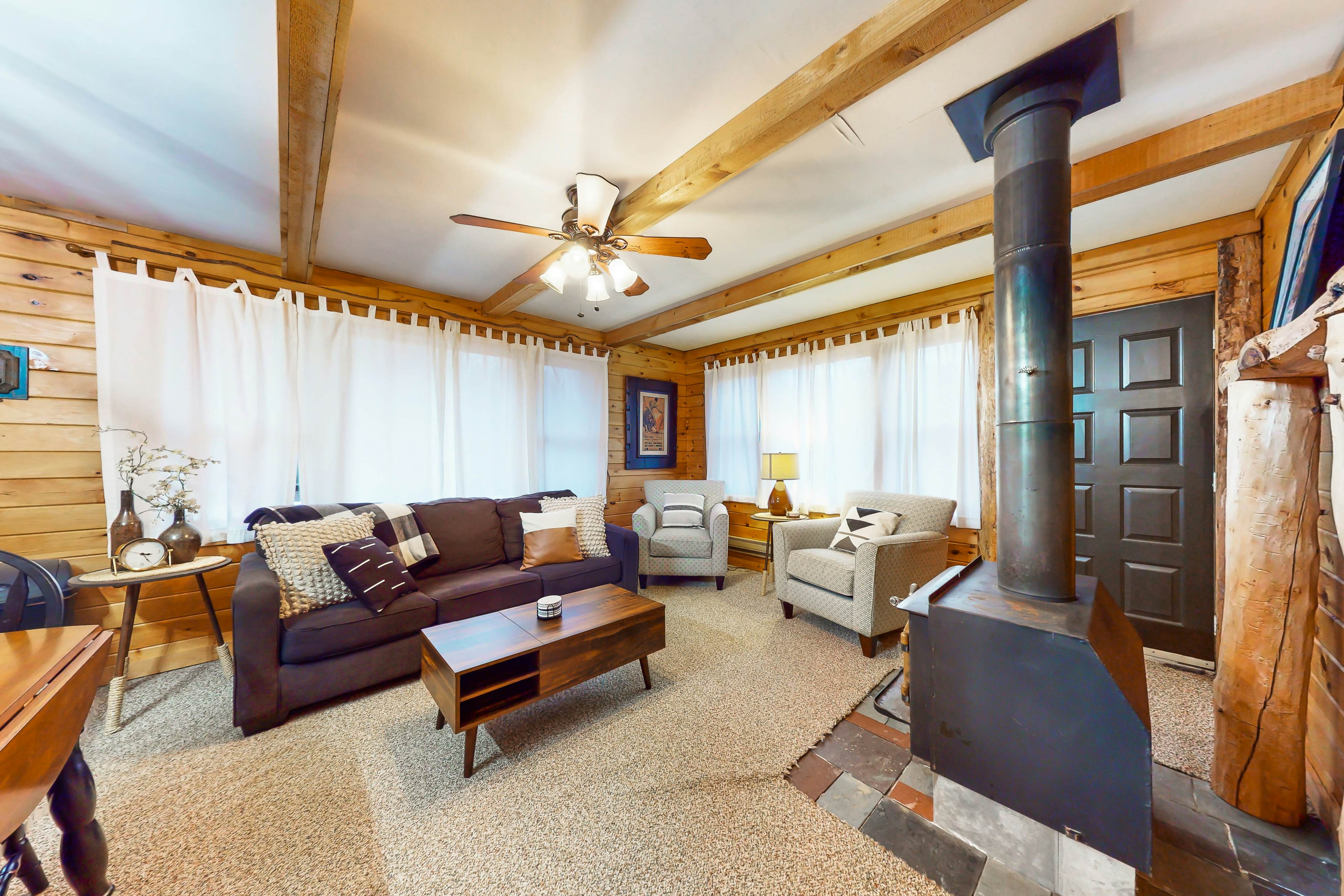 McKenzie Highlands 2 BD Watkins Glen, NY Vacation Rental Vacasa