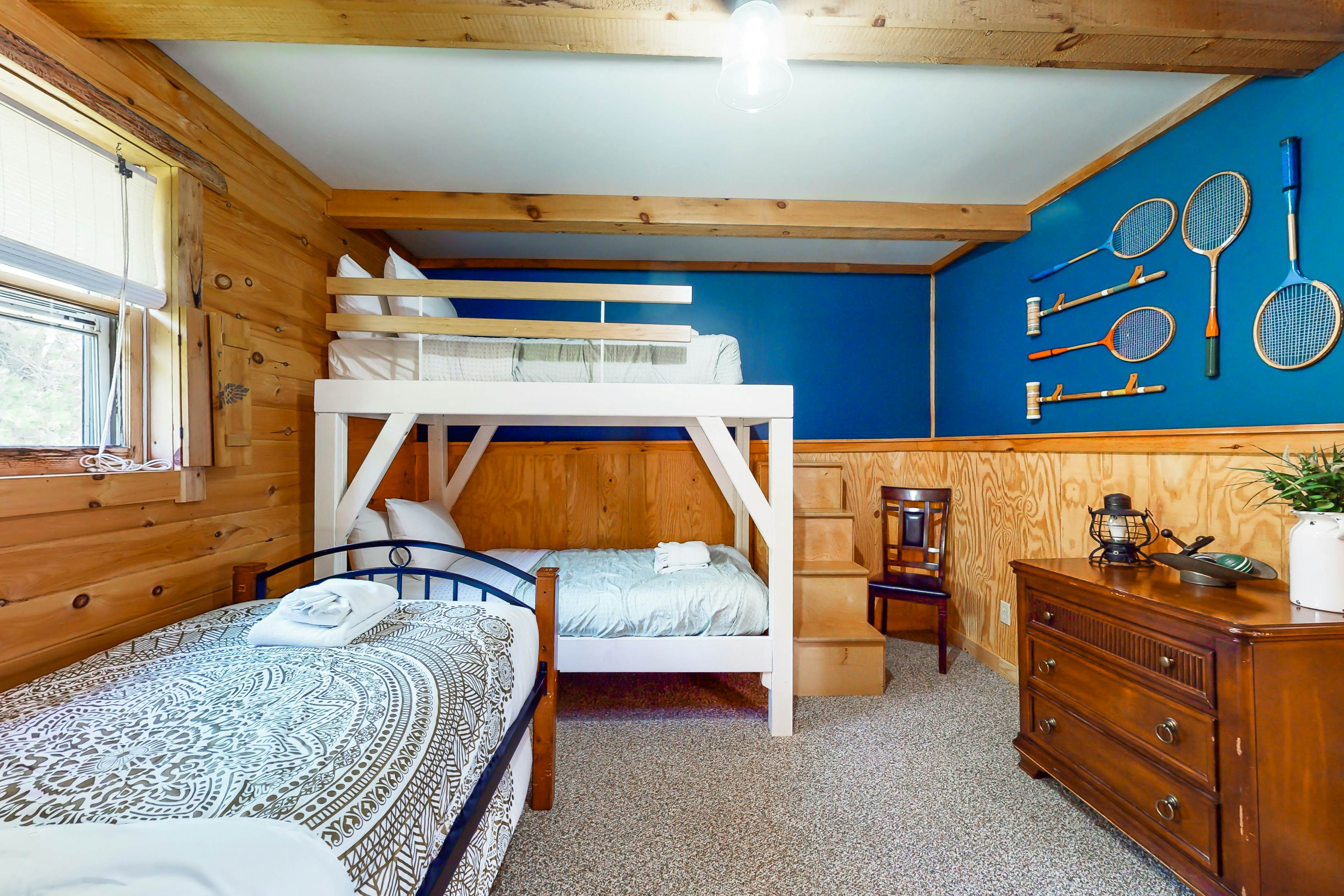 McKenzie Highlands 2 BD Watkins Glen, NY Vacation Rental Vacasa