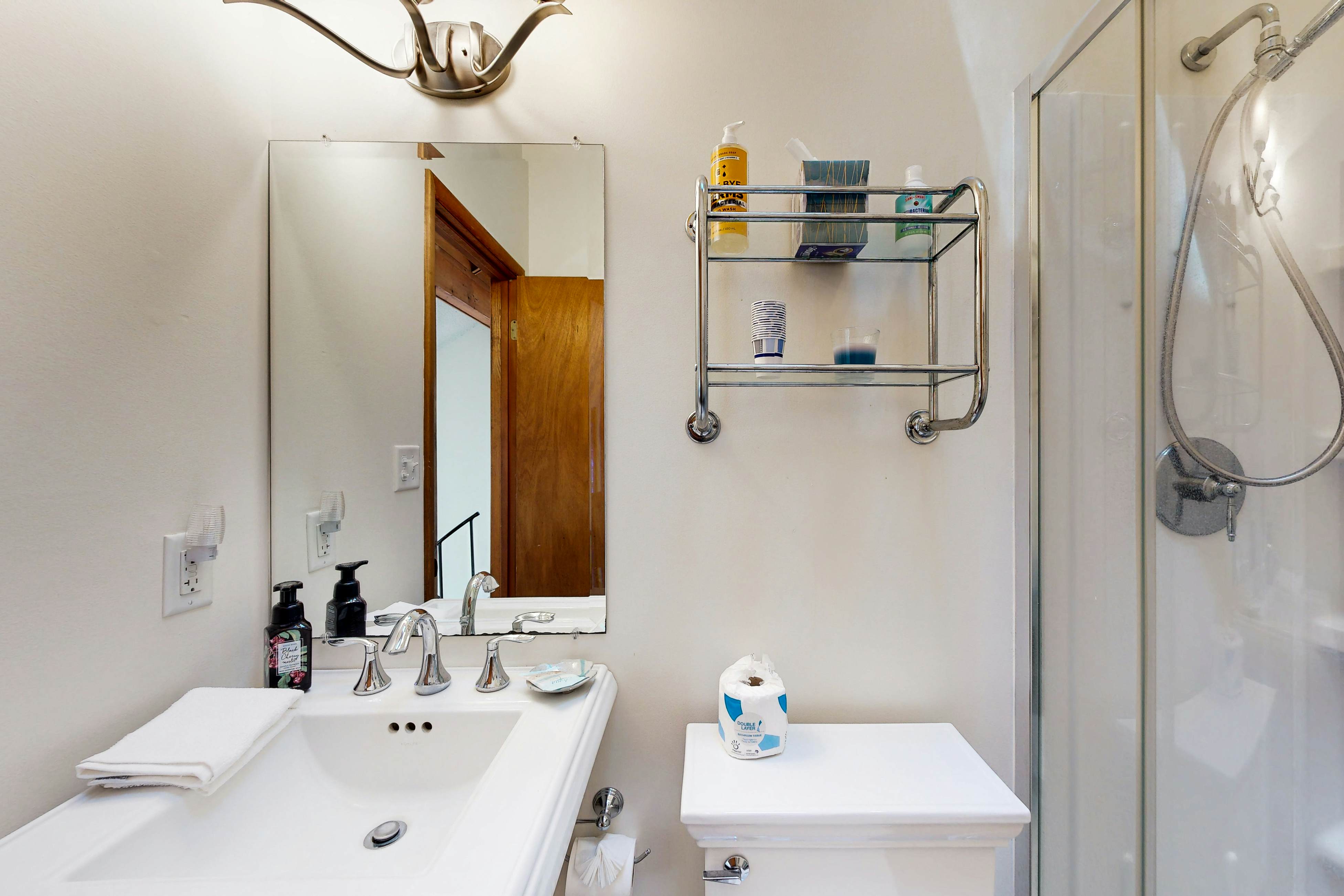 Middlesex Beach - 22 Short Rd