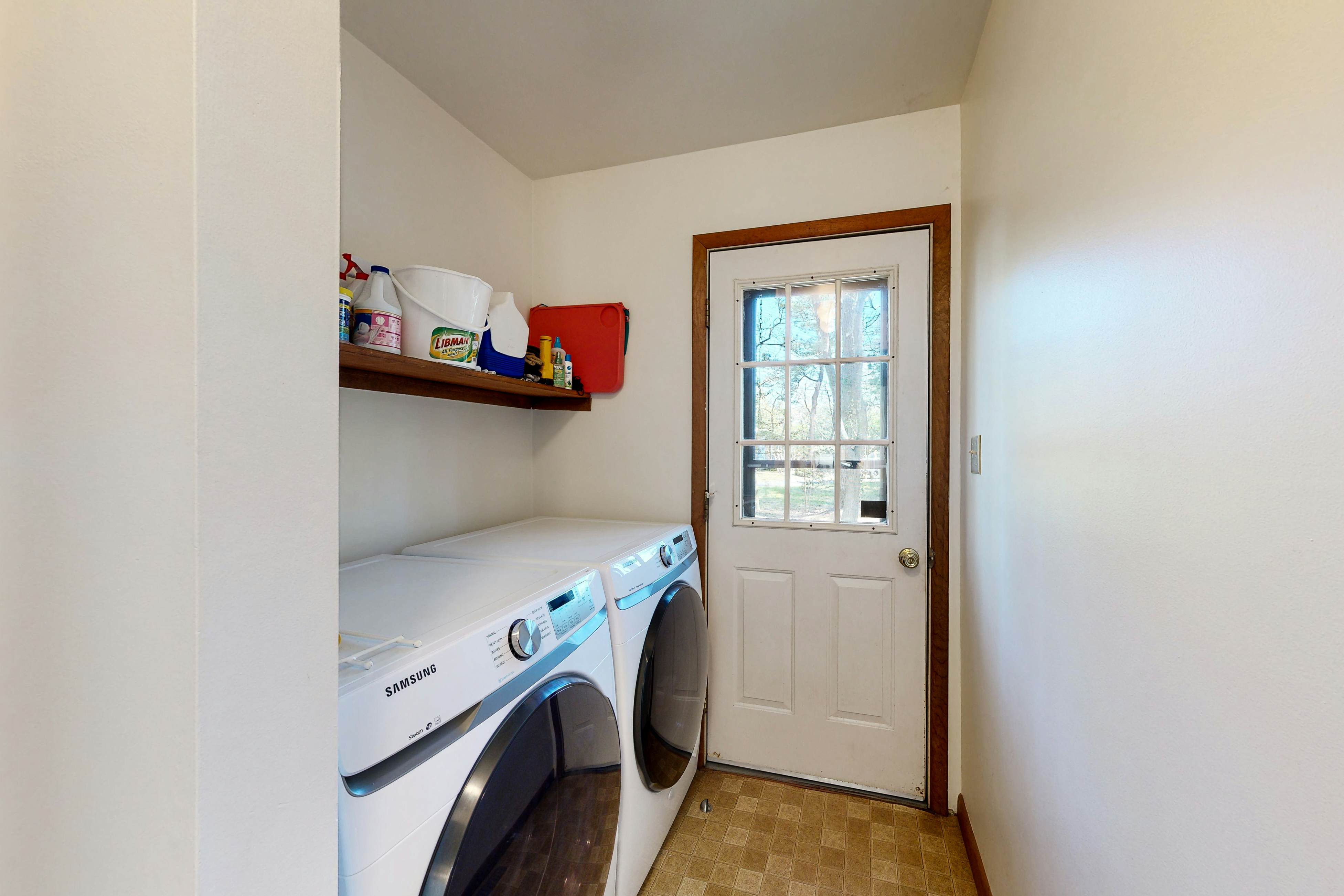 Middlesex Beach - 22 Short Rd