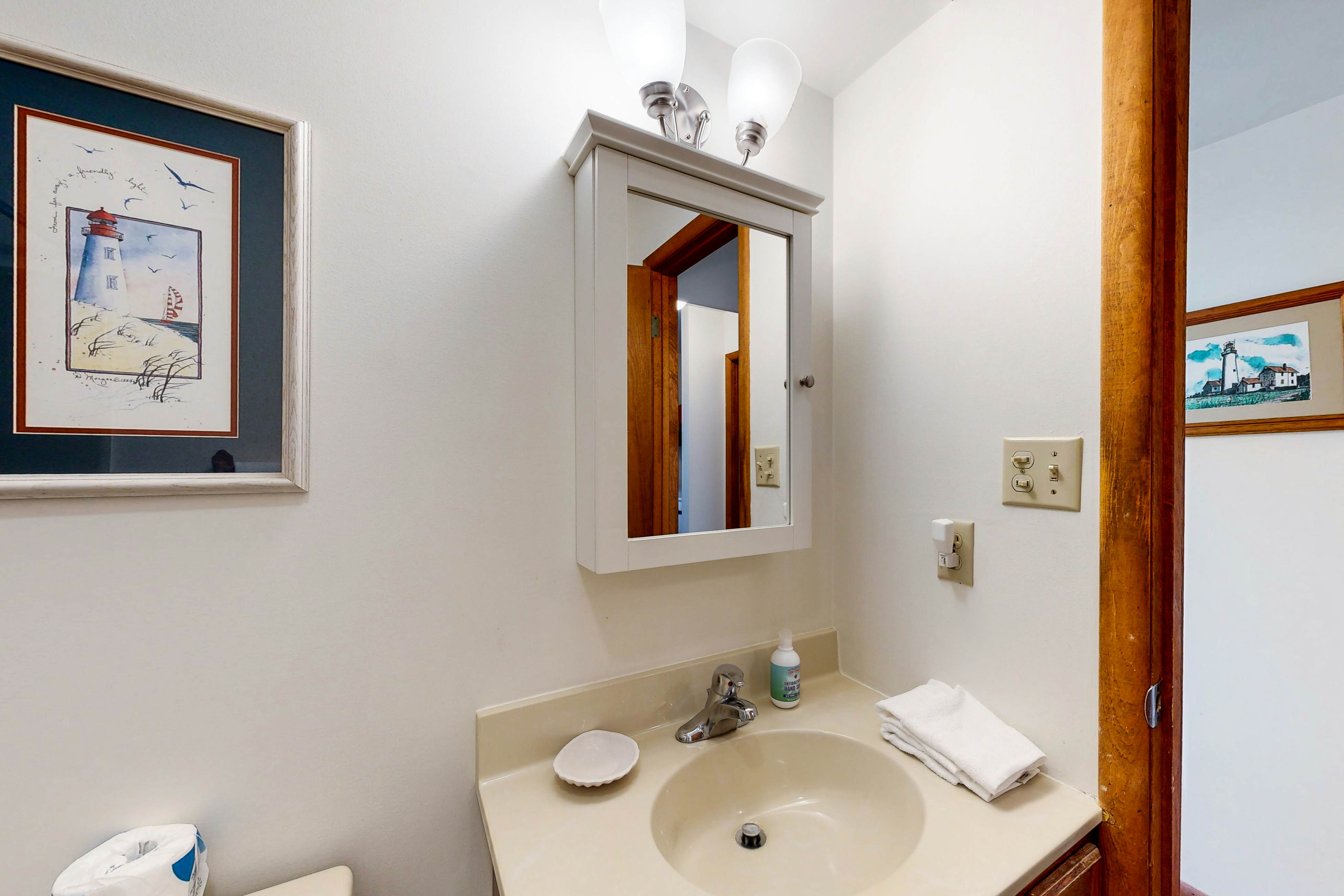 Middlesex Beach - 22 Short Rd