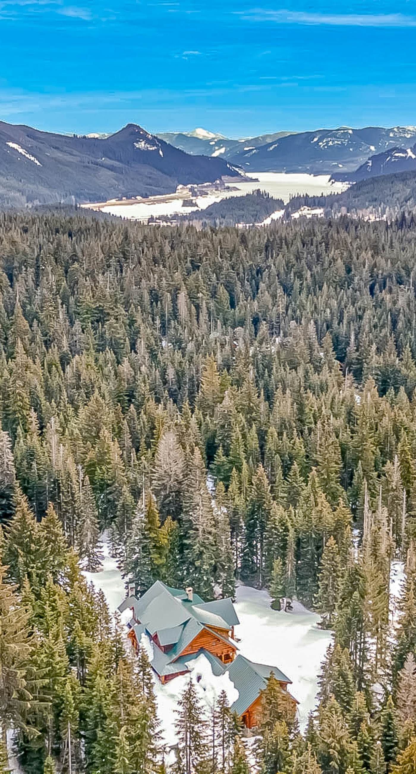 Seattle Mountain Home