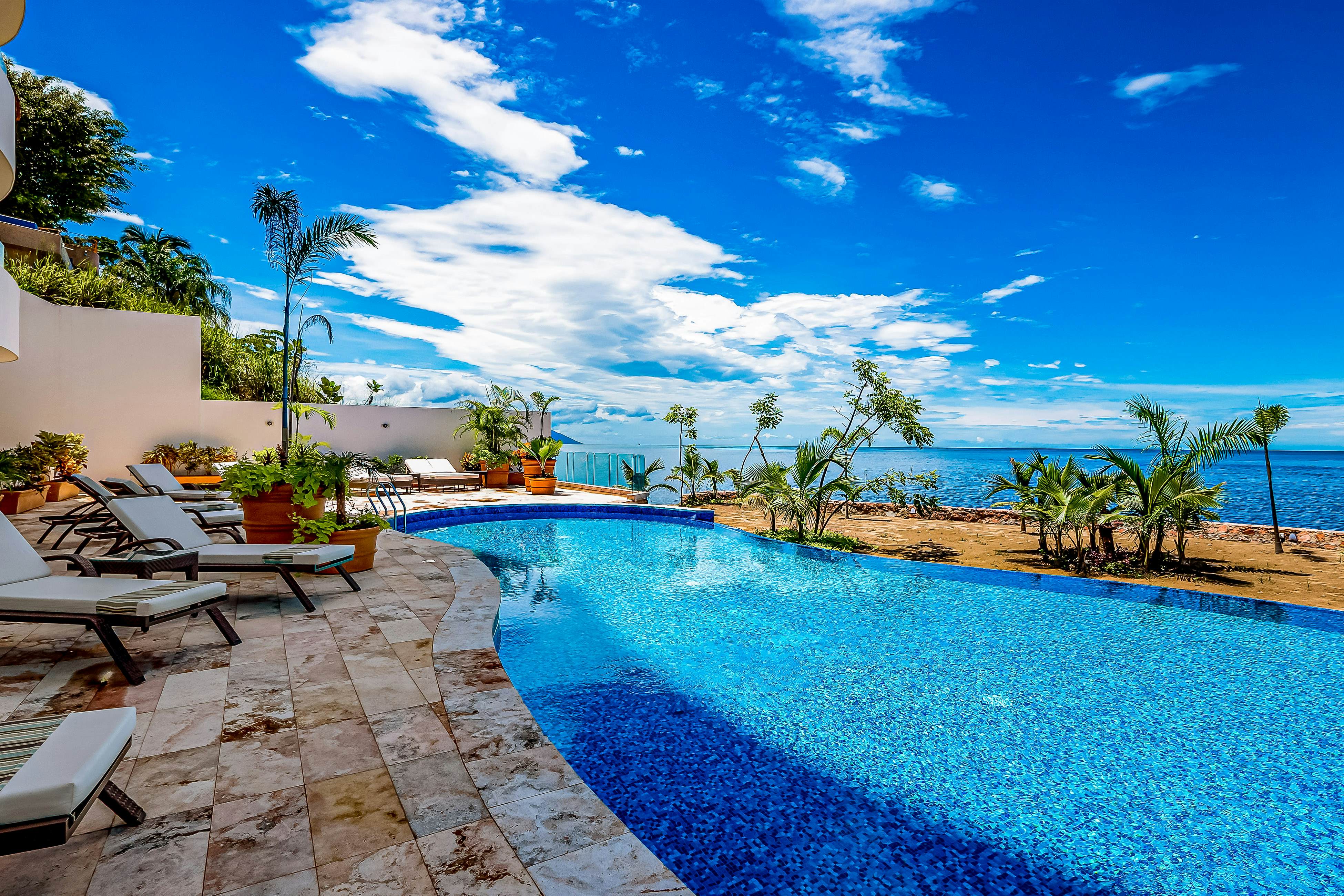 Blue Horizon 903 at Residences