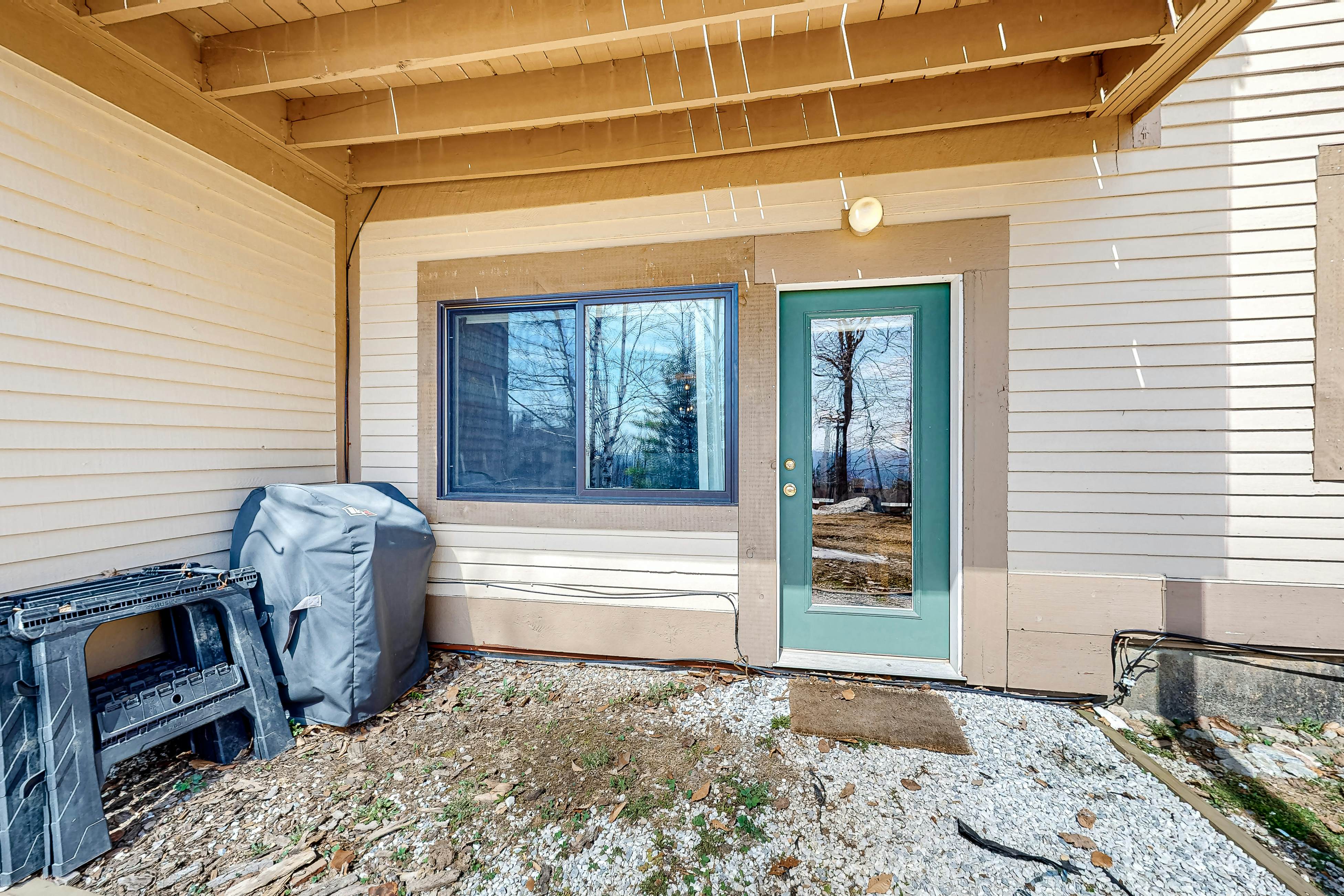 Okemo Trailside 22DL Shred Shack