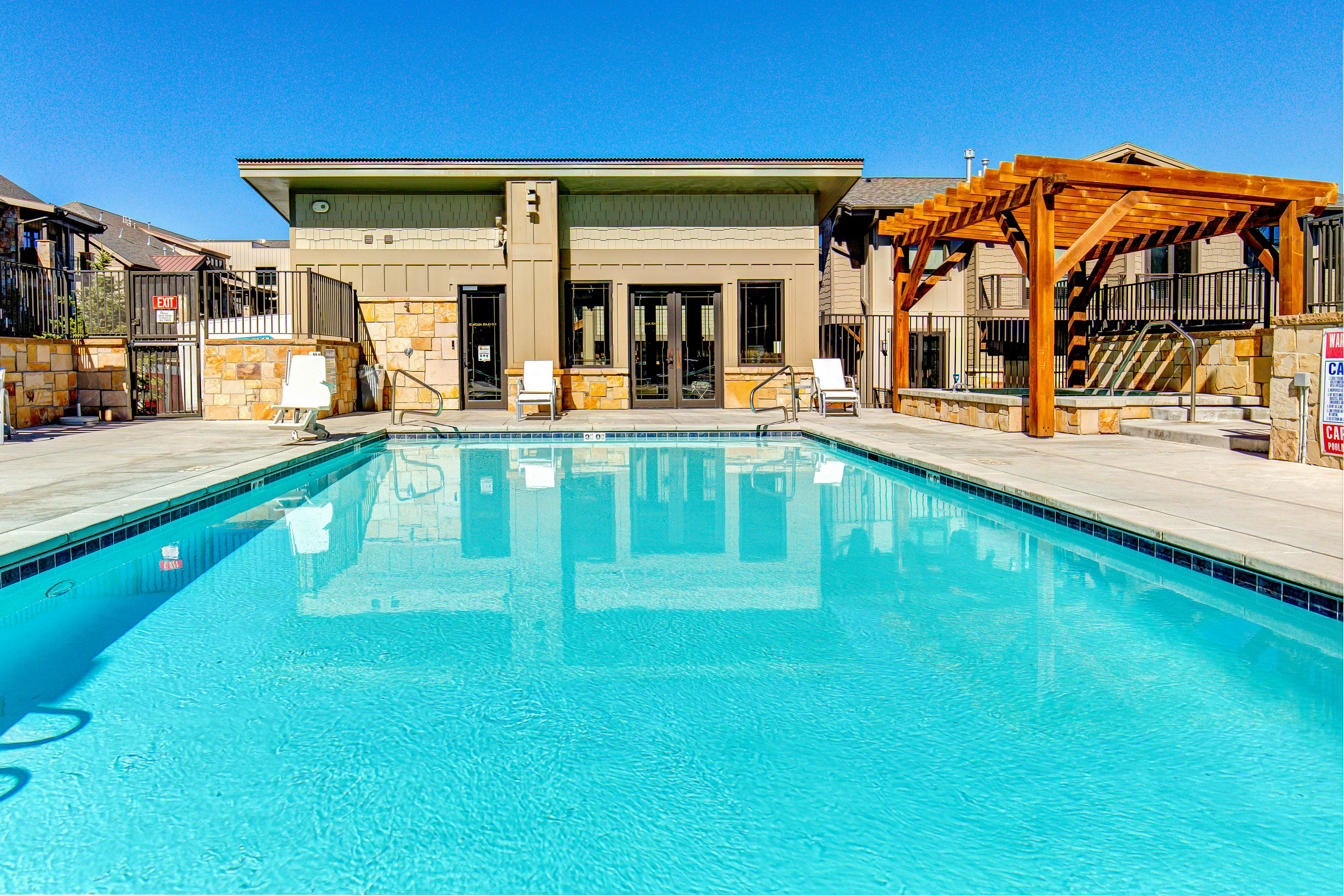 Blackstone Luxury Retreat w/ Loft at the Canyons 312 2 BD Park City