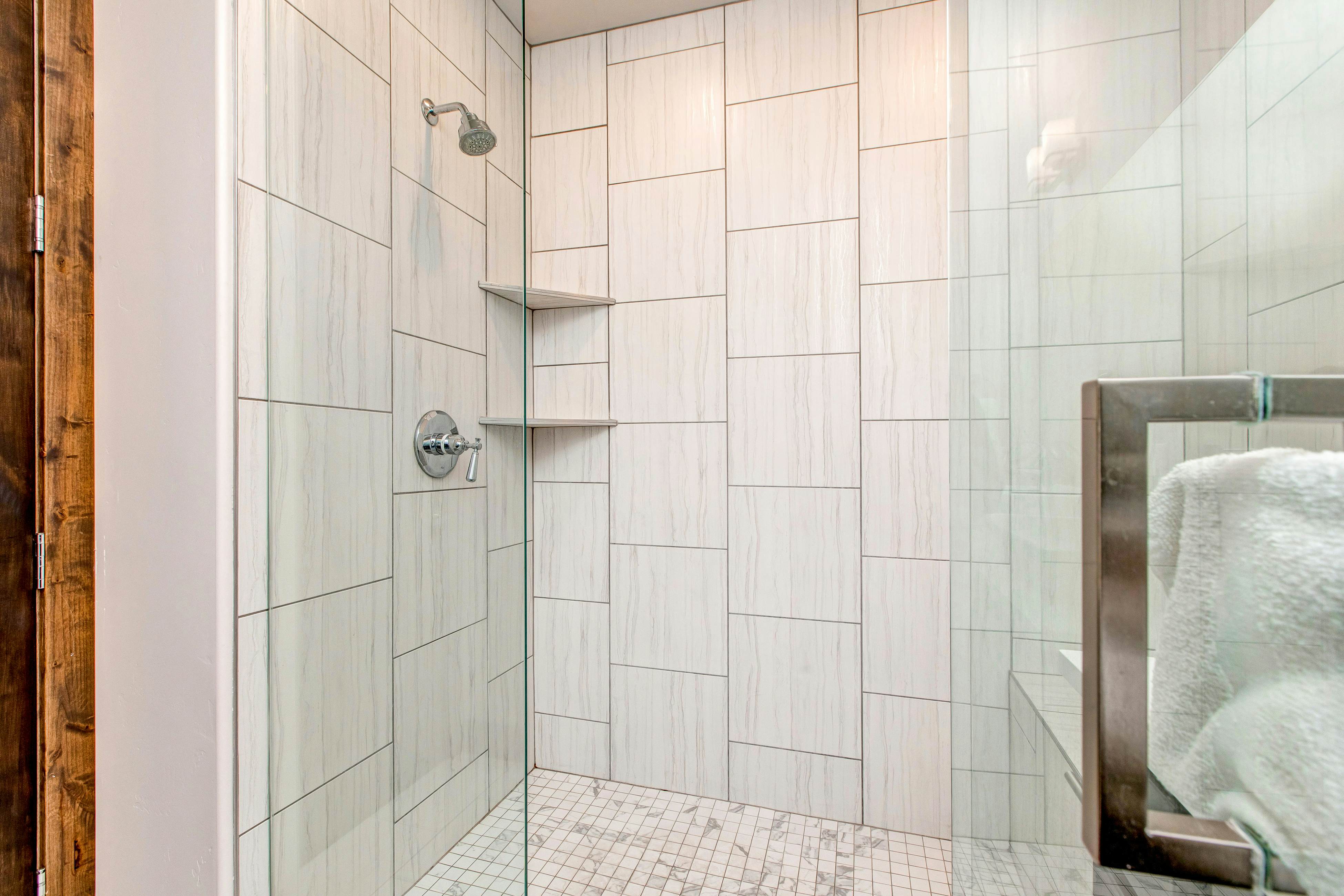 Blackstone Luxury Retreat w/ Loft at the Canyons 312 2 BD Park City