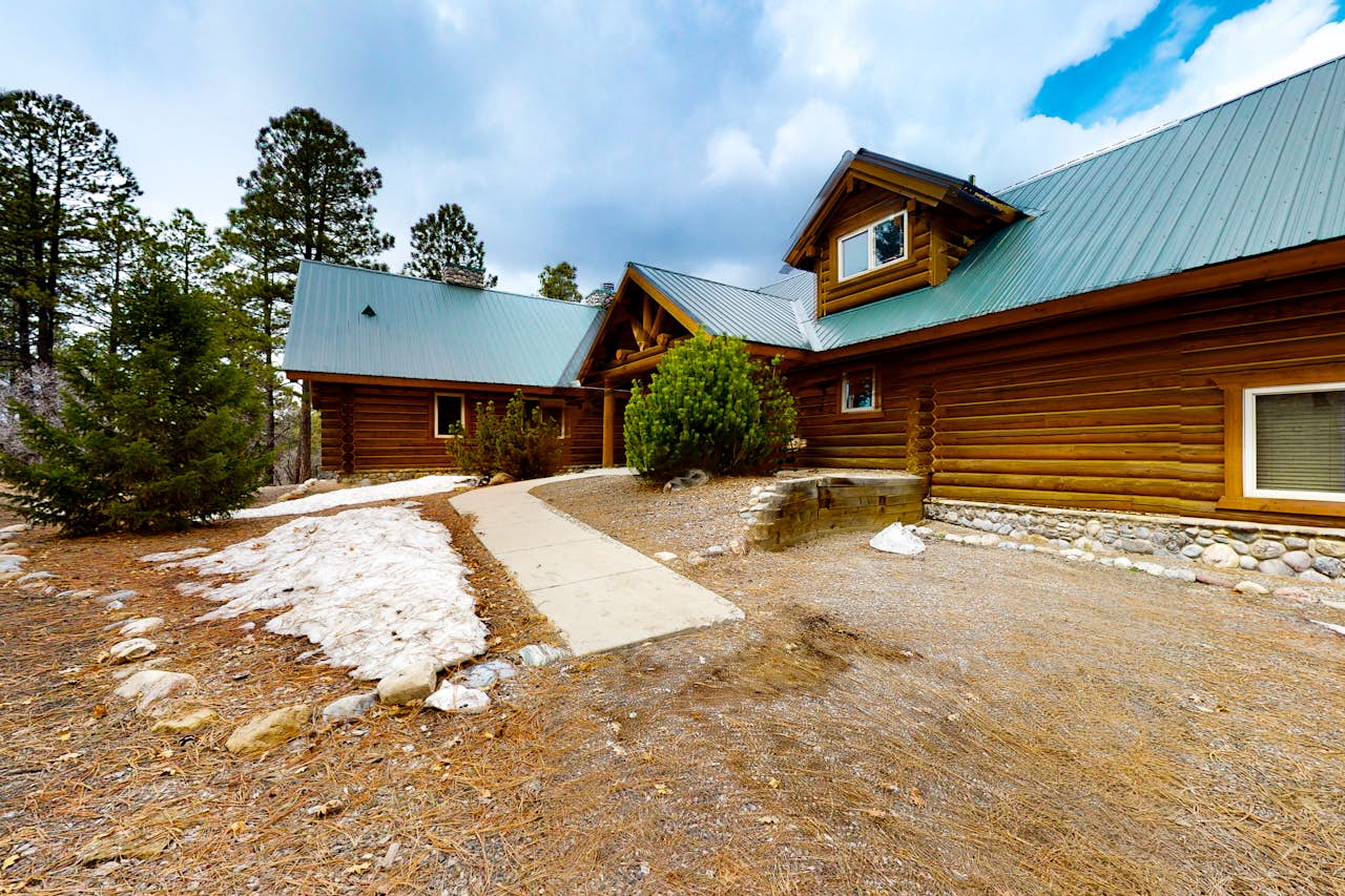 Black Bear 3 BD Pagosa Springs, CO Vacation Rental Vacasa