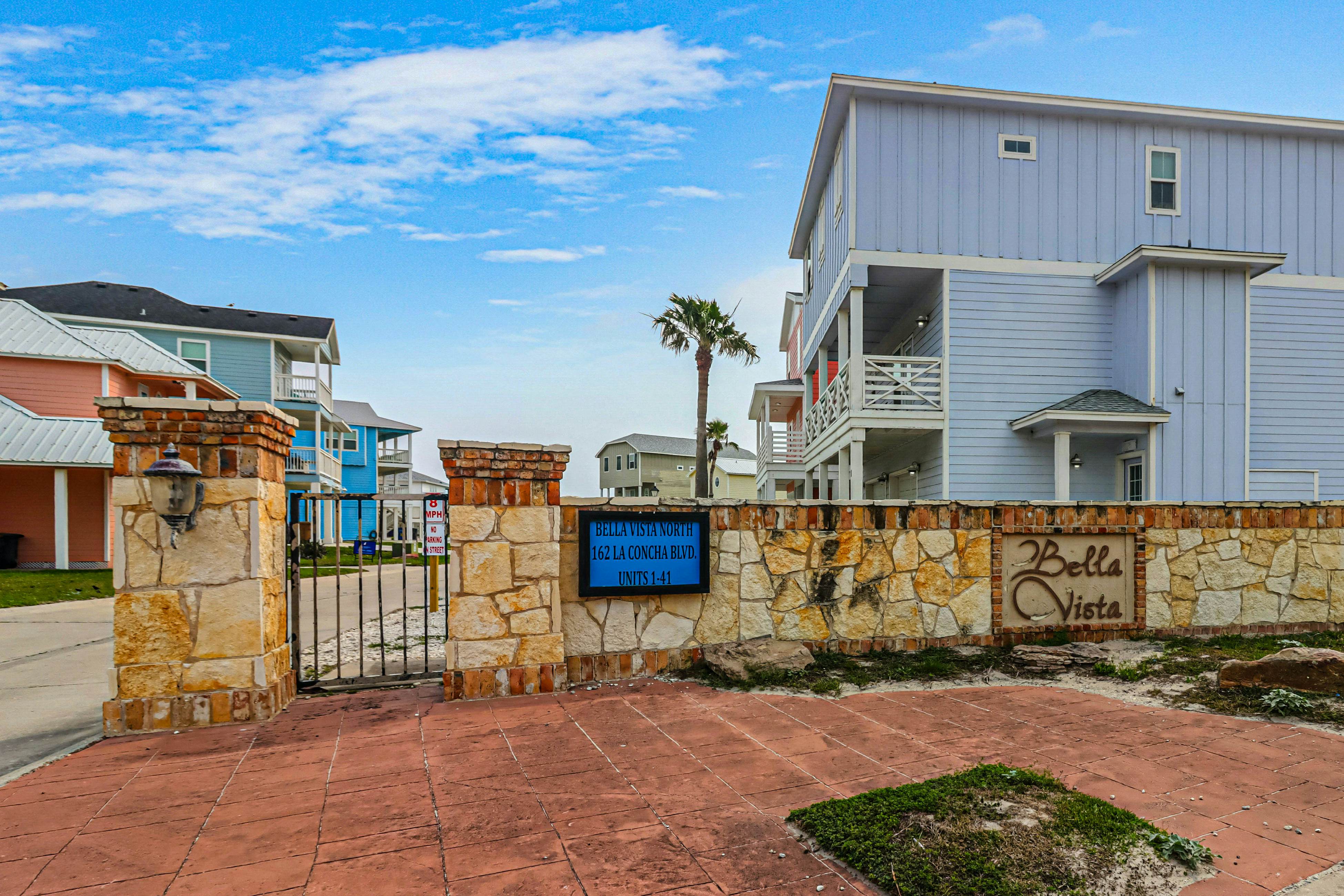 Four Winds Beach House 3 BD Port Aransas, TX Vacation Rental Vacasa