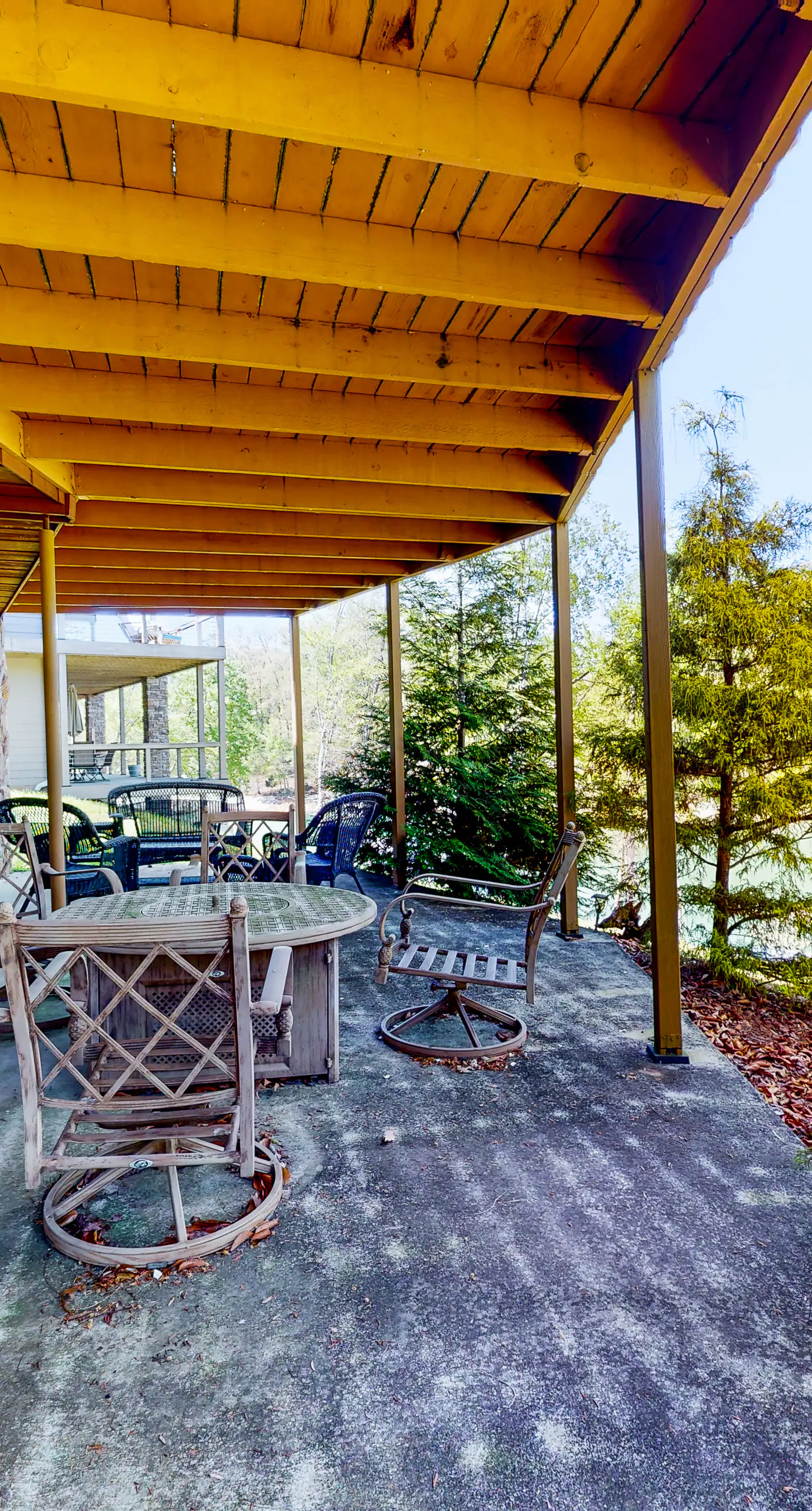 The Lake House 3 BD Jacksboro, TN Vacation Rental Vacasa