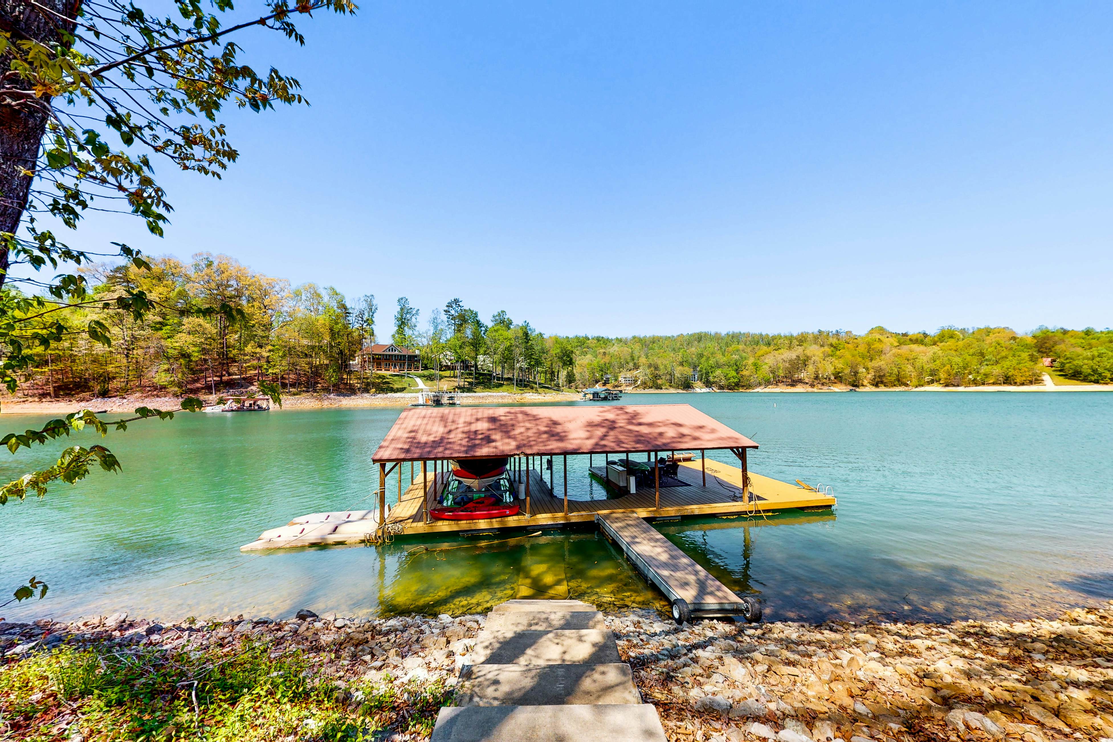 The Lake House 3 BD Jacksboro, TN Vacation Rental Vacasa