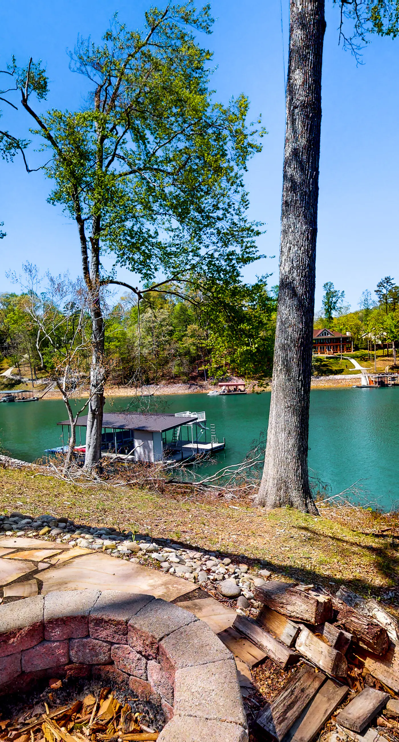The Lake House 3 BD Jacksboro, TN Vacation Rental Vacasa