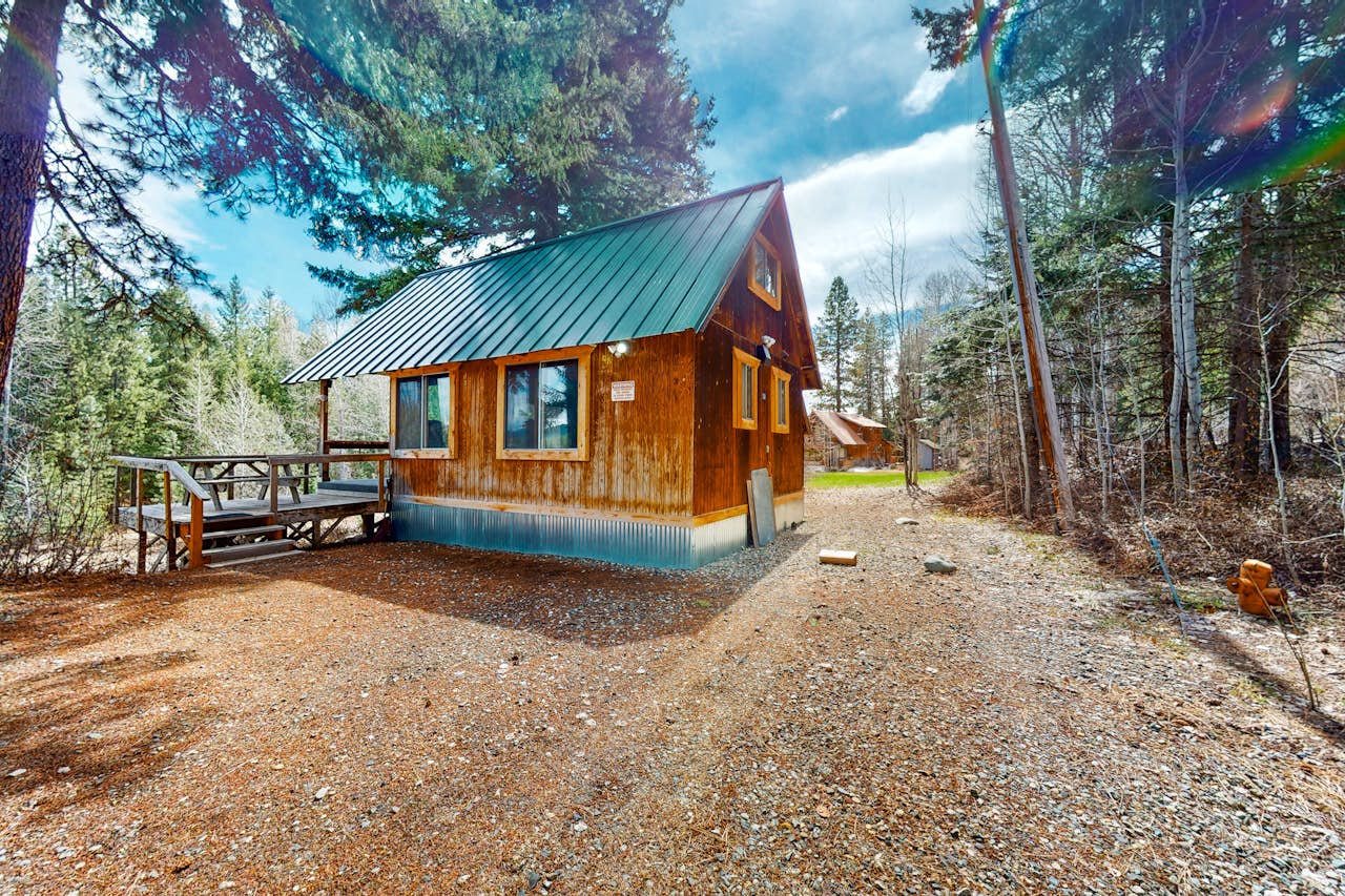 North Fork Cabin 0 BD Cle Elum, WA Vacation Rental Vacasa