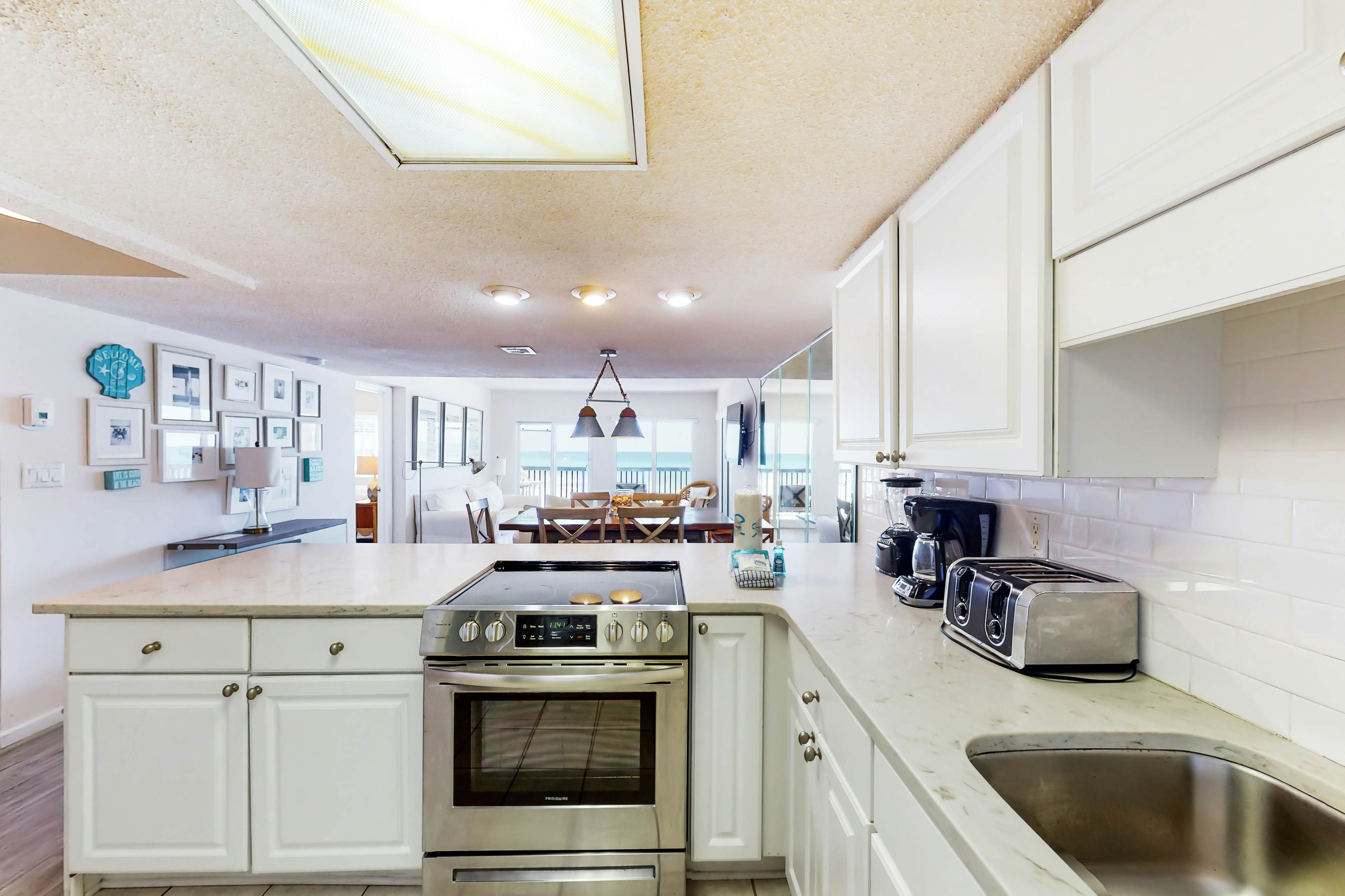 Pinnacle Port B2-405