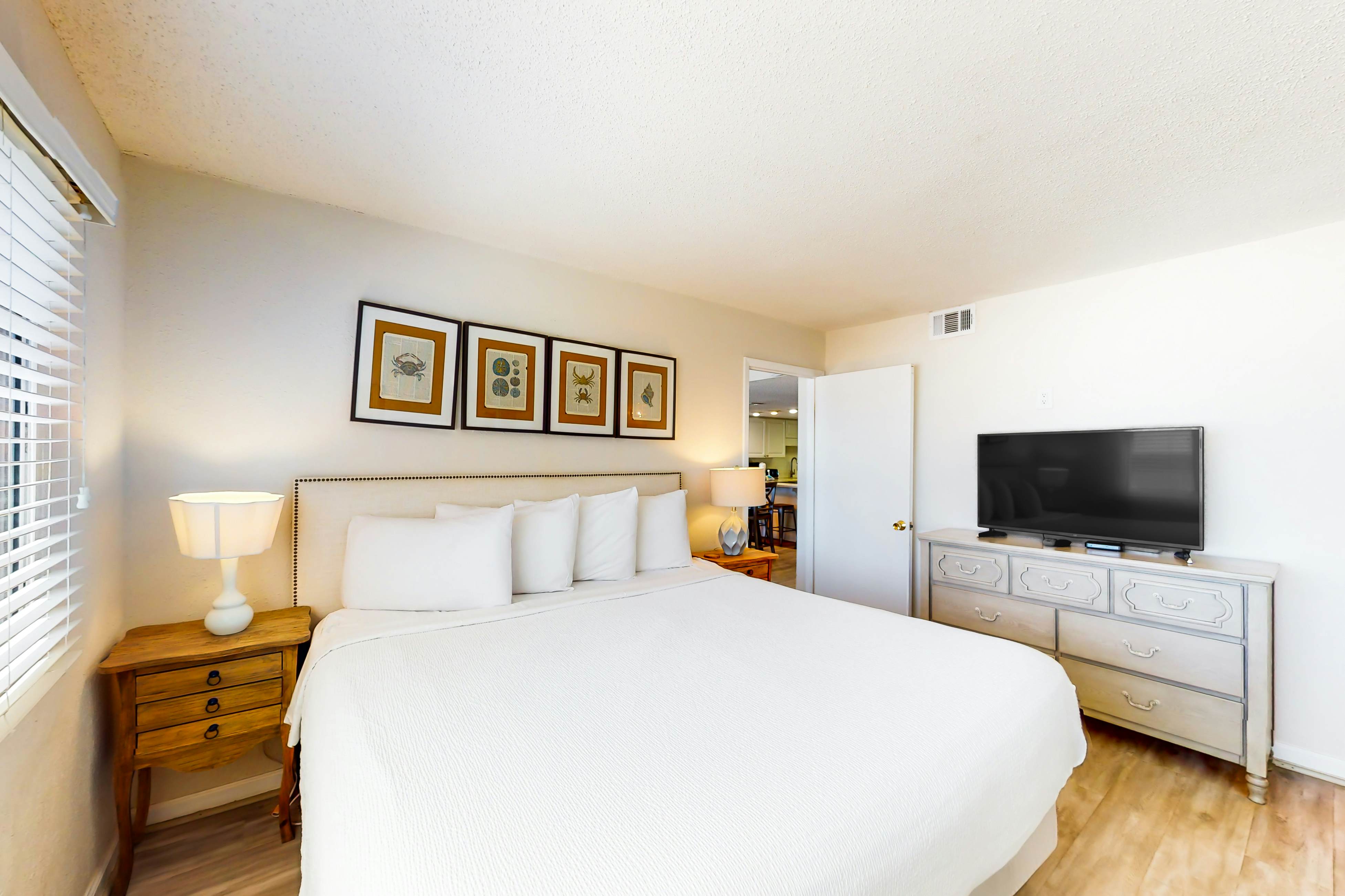 Pinnacle Port B2-405