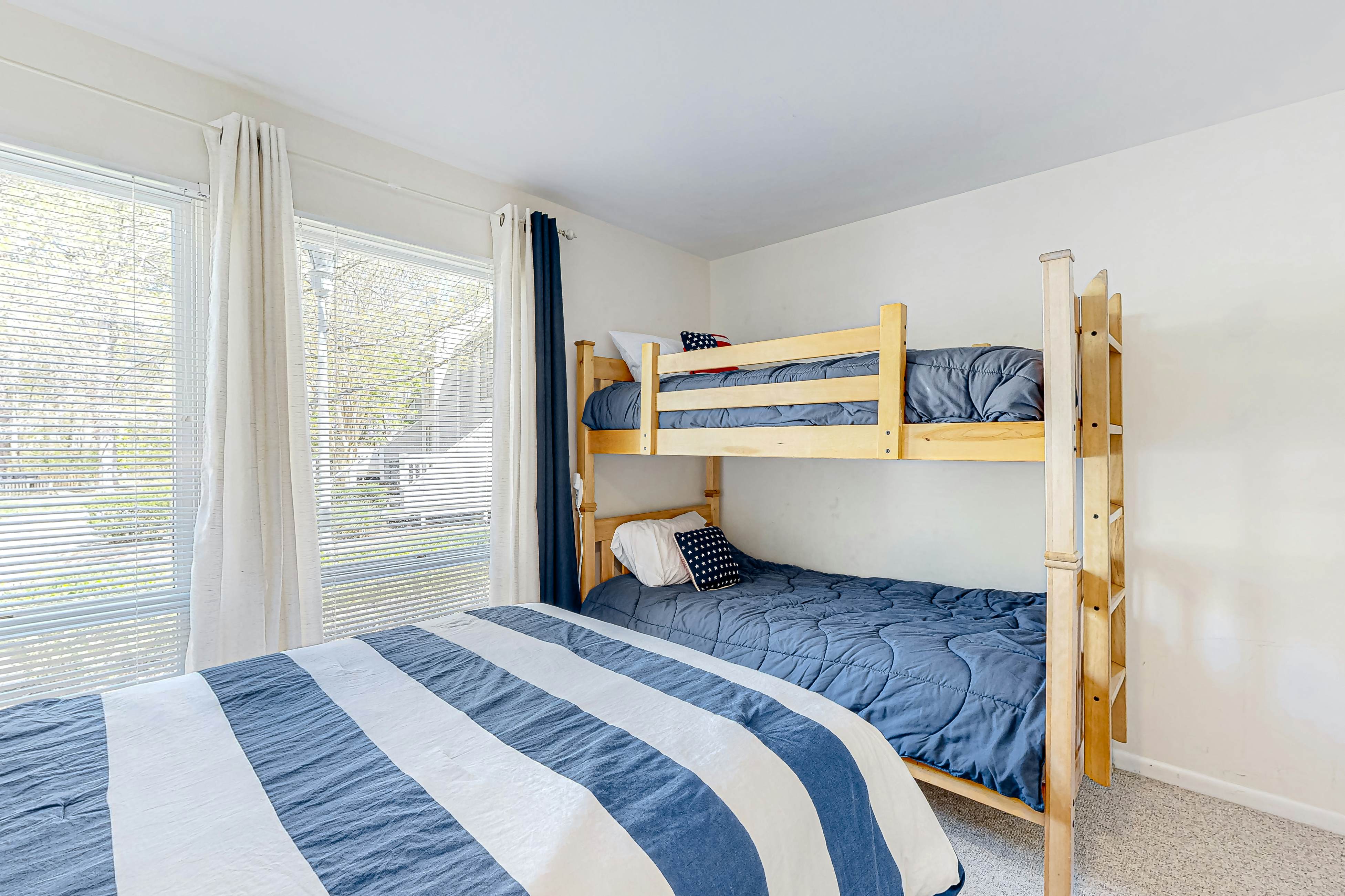 Sea Colony - 3404 Round Robin Way