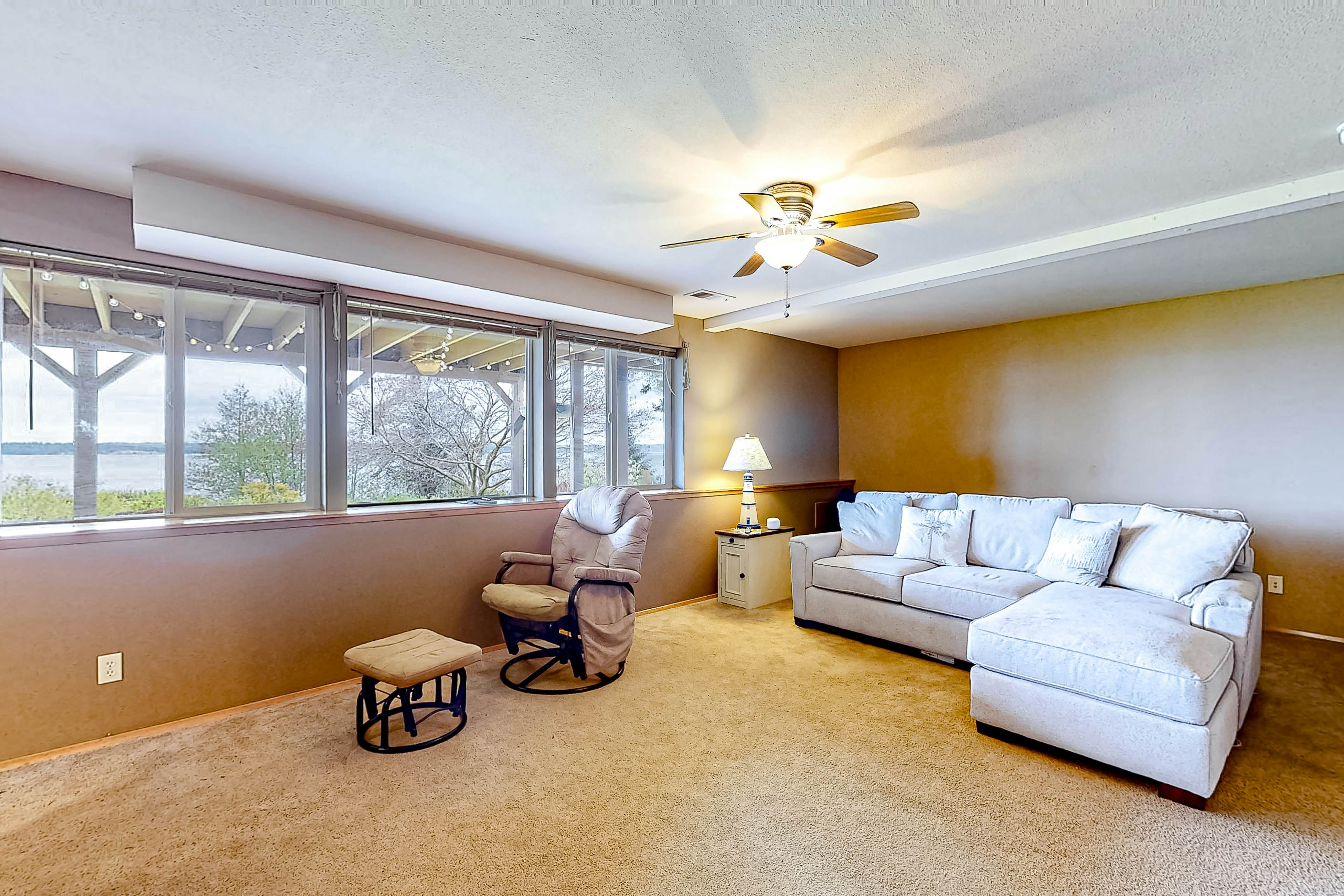 hidden image preload