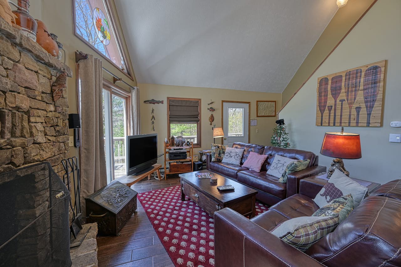 Poppy's Mountain House 3 BD Swanton, MD Vacation Rental Vacasa