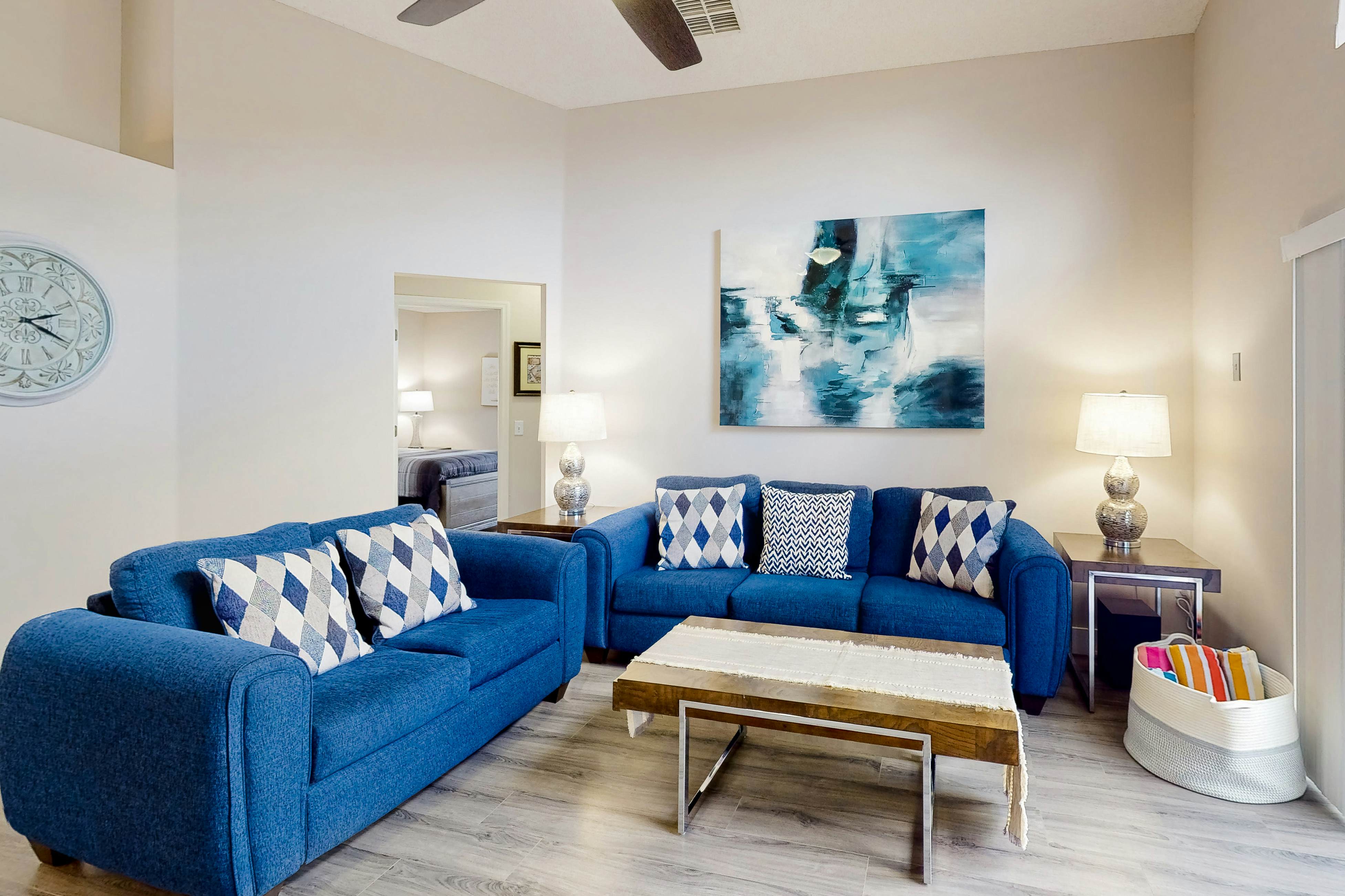 Living on Lake Davenport Blvd 