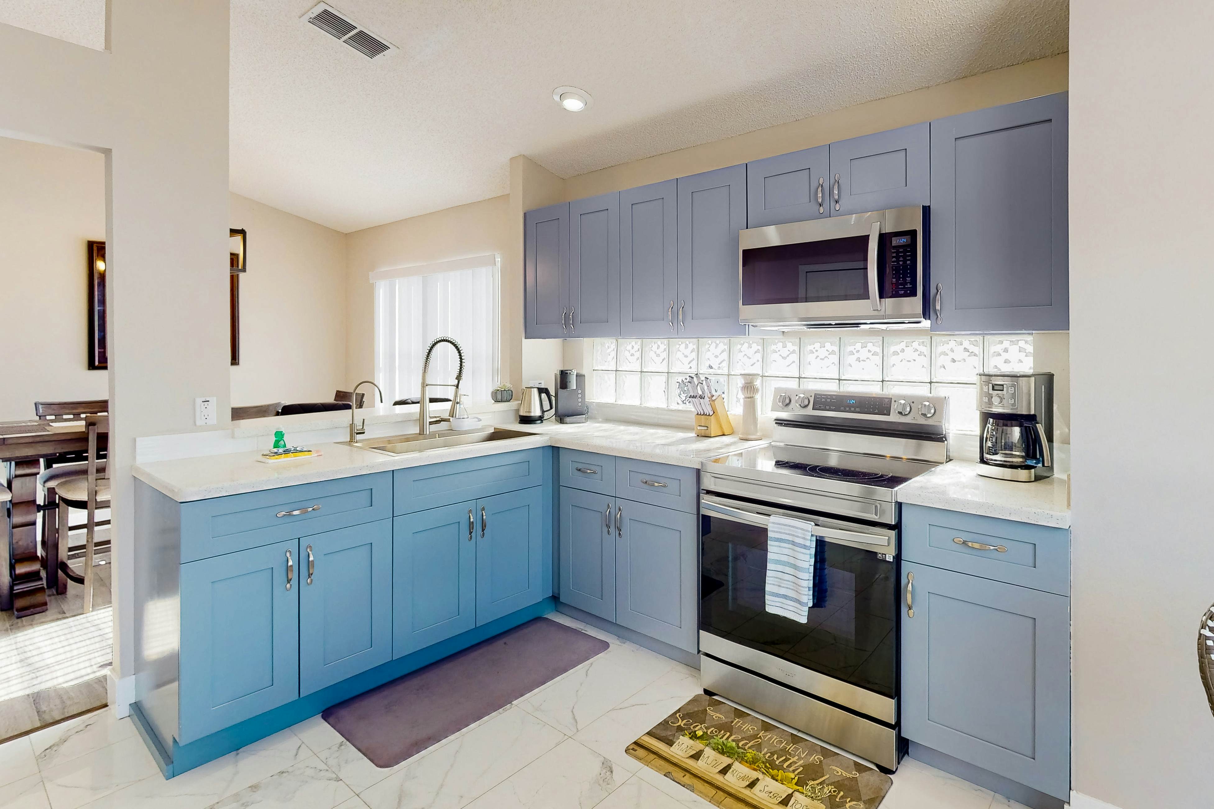 Living on Lake Davenport Blvd 