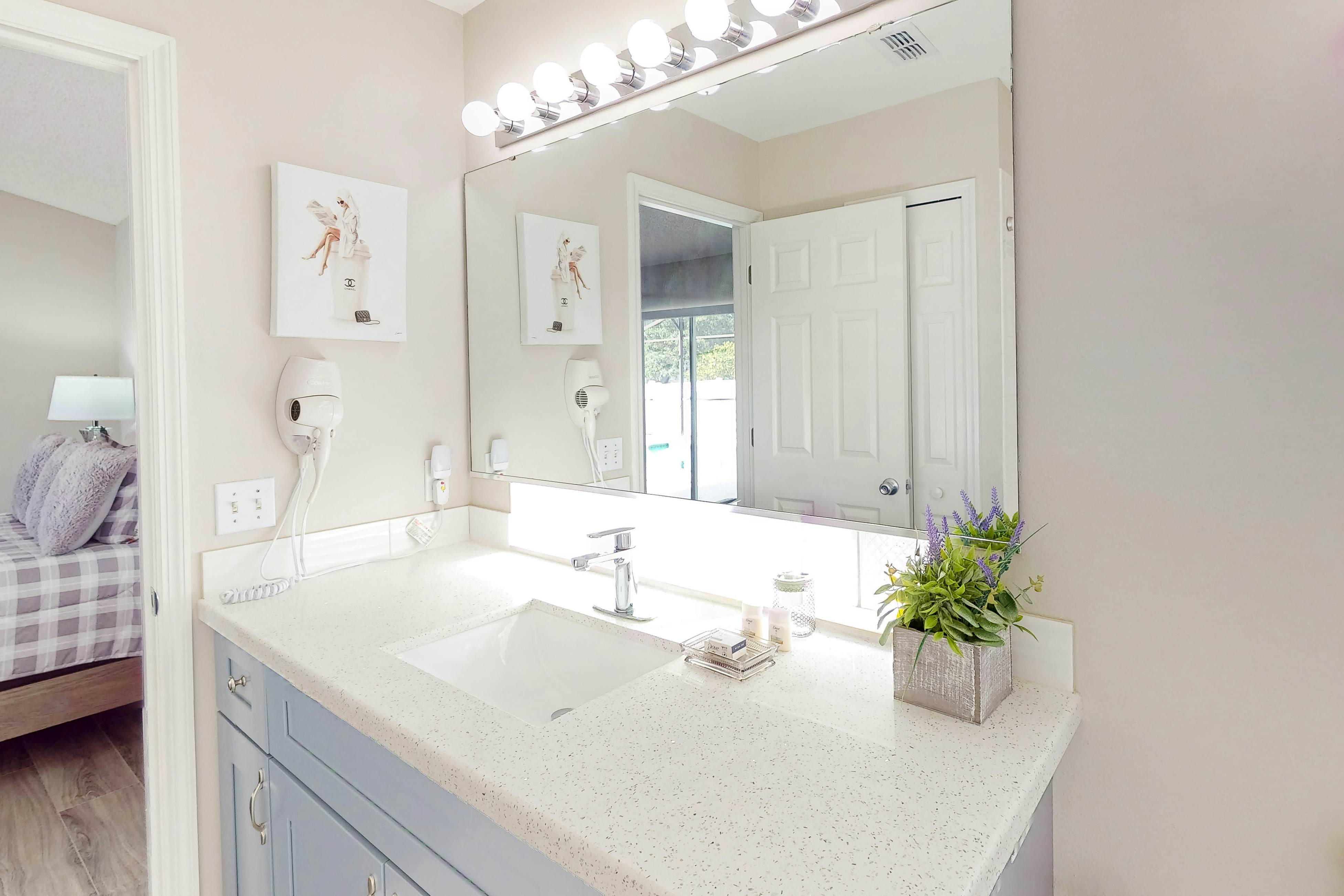 Living on Lake Davenport Blvd 