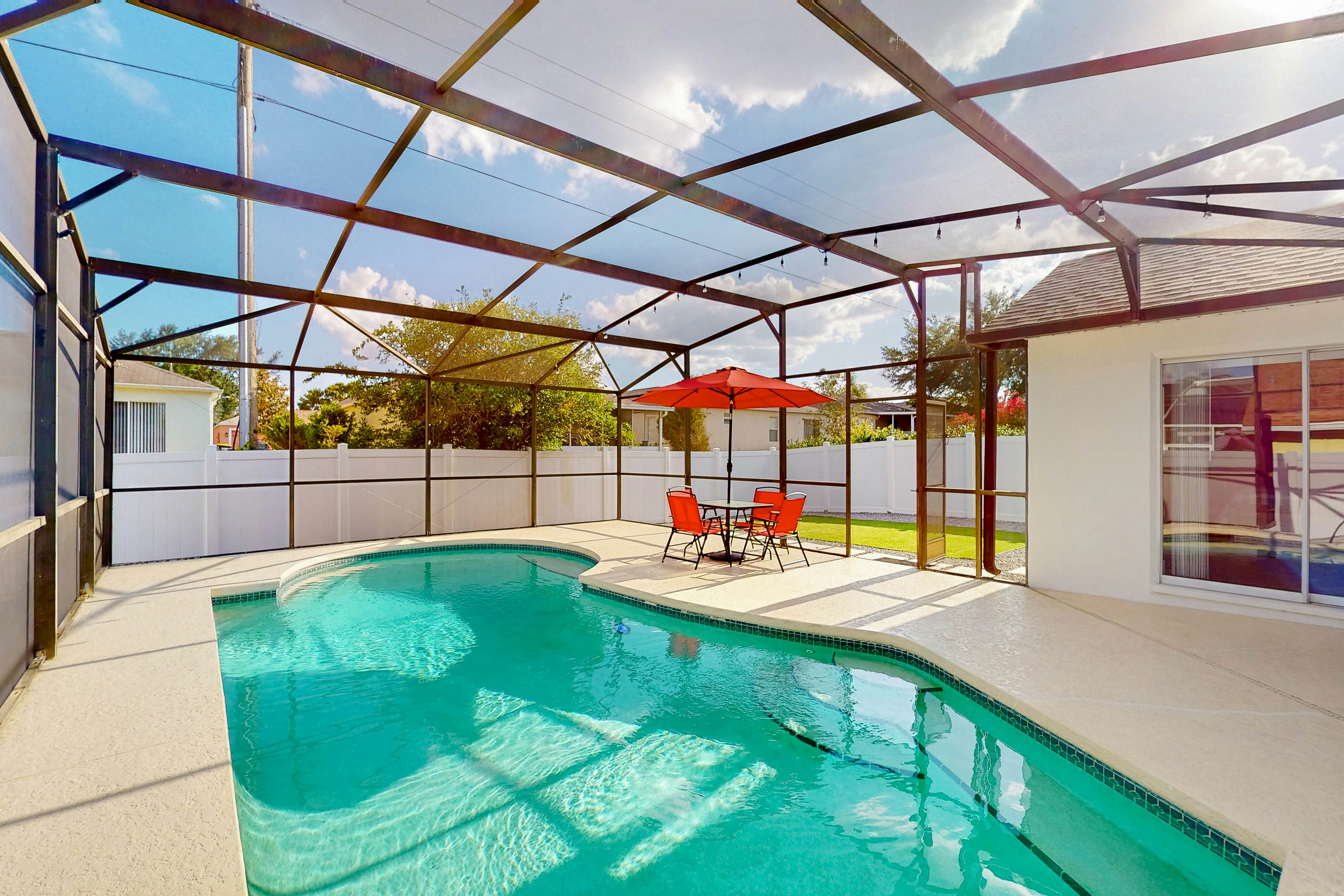 Living on Lake Davenport Blvd 