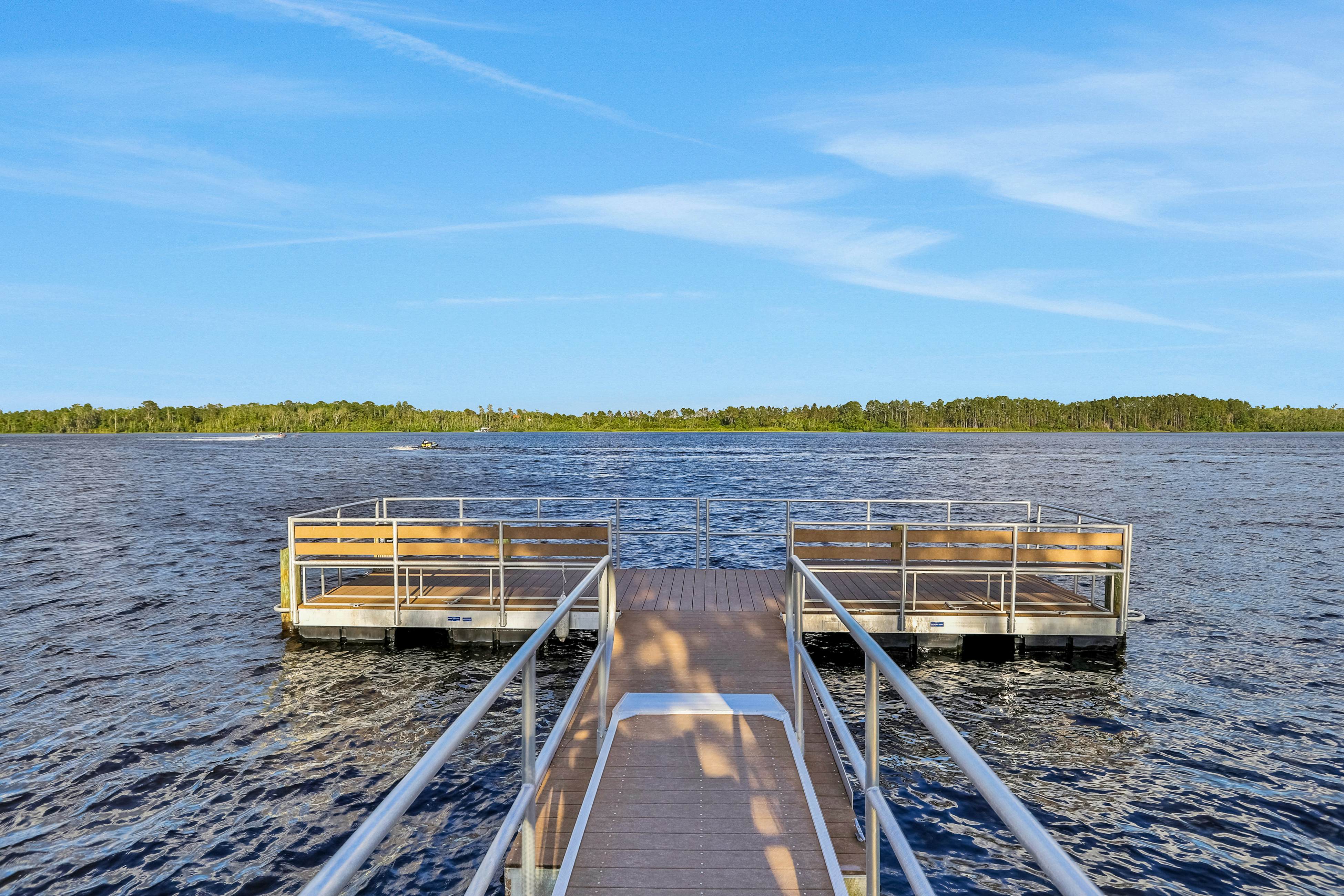 Living on Lake Davenport Blvd 